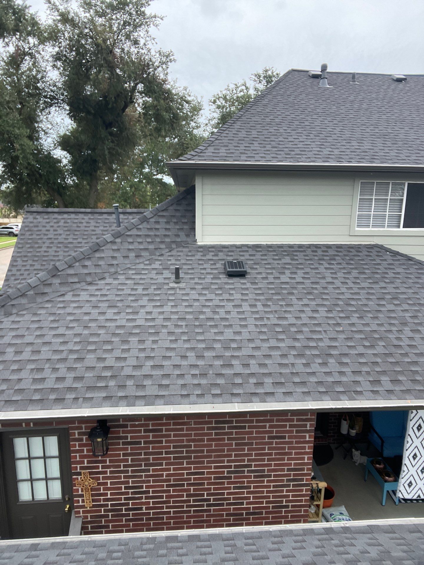 GAF HDZ - Charcoal by Elite Roofing LLC