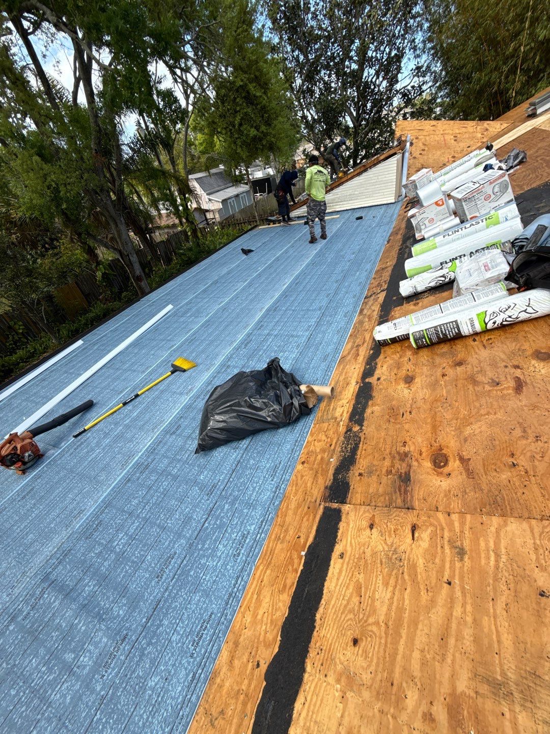 Project in Largo 33773 by Mitchell Roofing Company LLC 