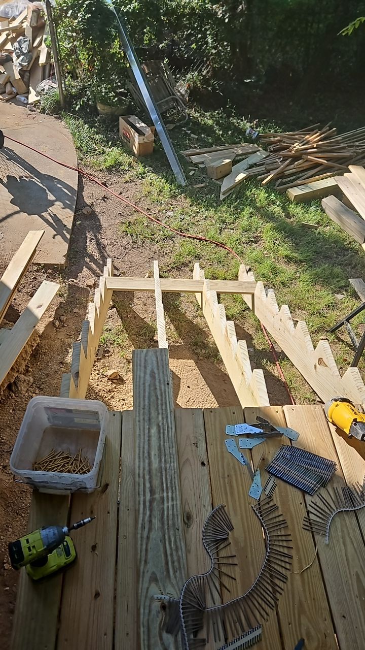 Russet Cove Circle - Deck Installation by Pillar and Pine