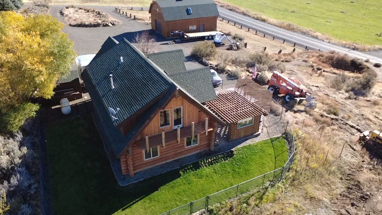 Residential Roofing Replacement on Custom Log Home in Tieton by Alpine Roofing