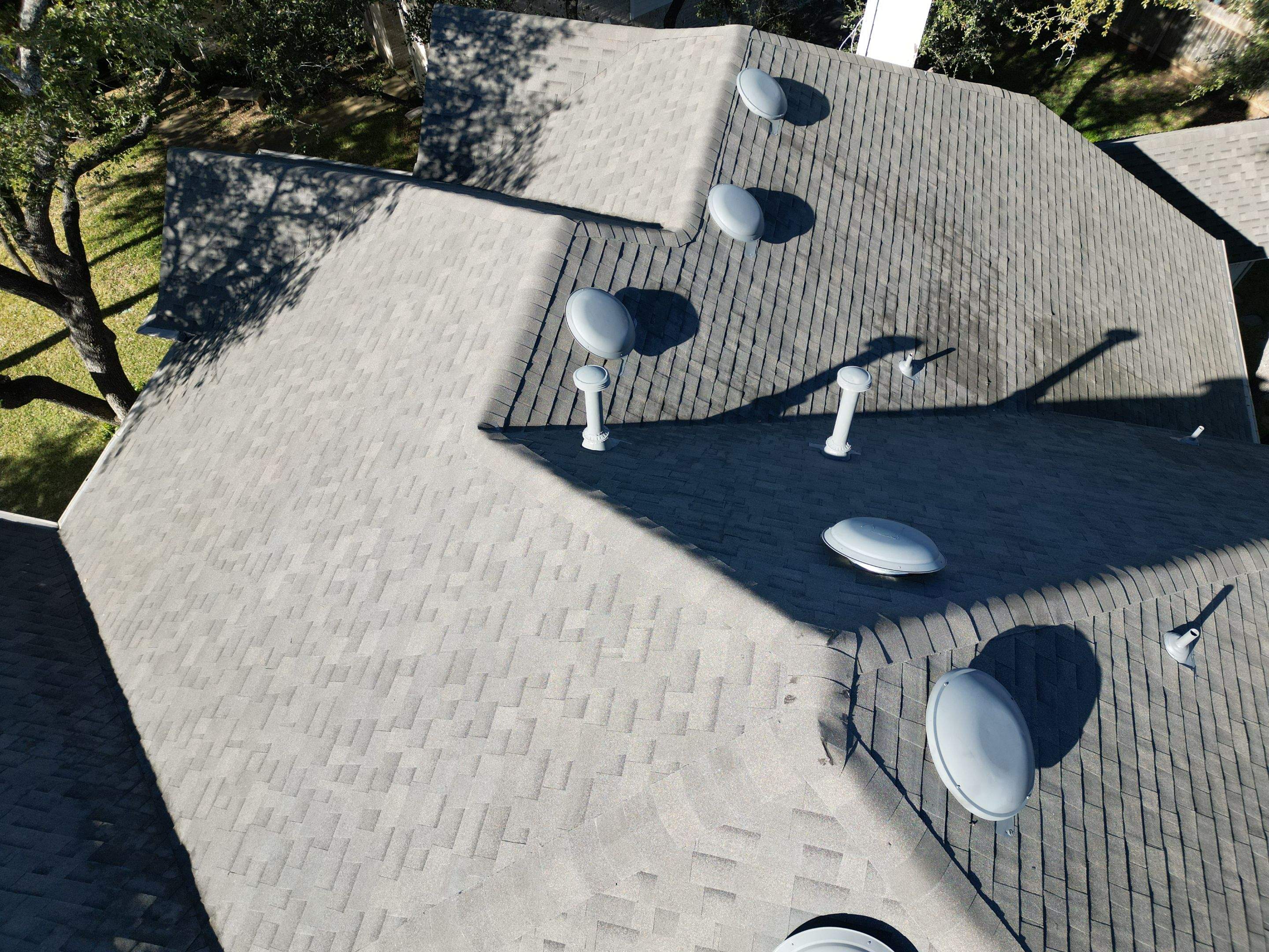 Weathered Wood - Malarkey Highlander by RoofsOnly.com