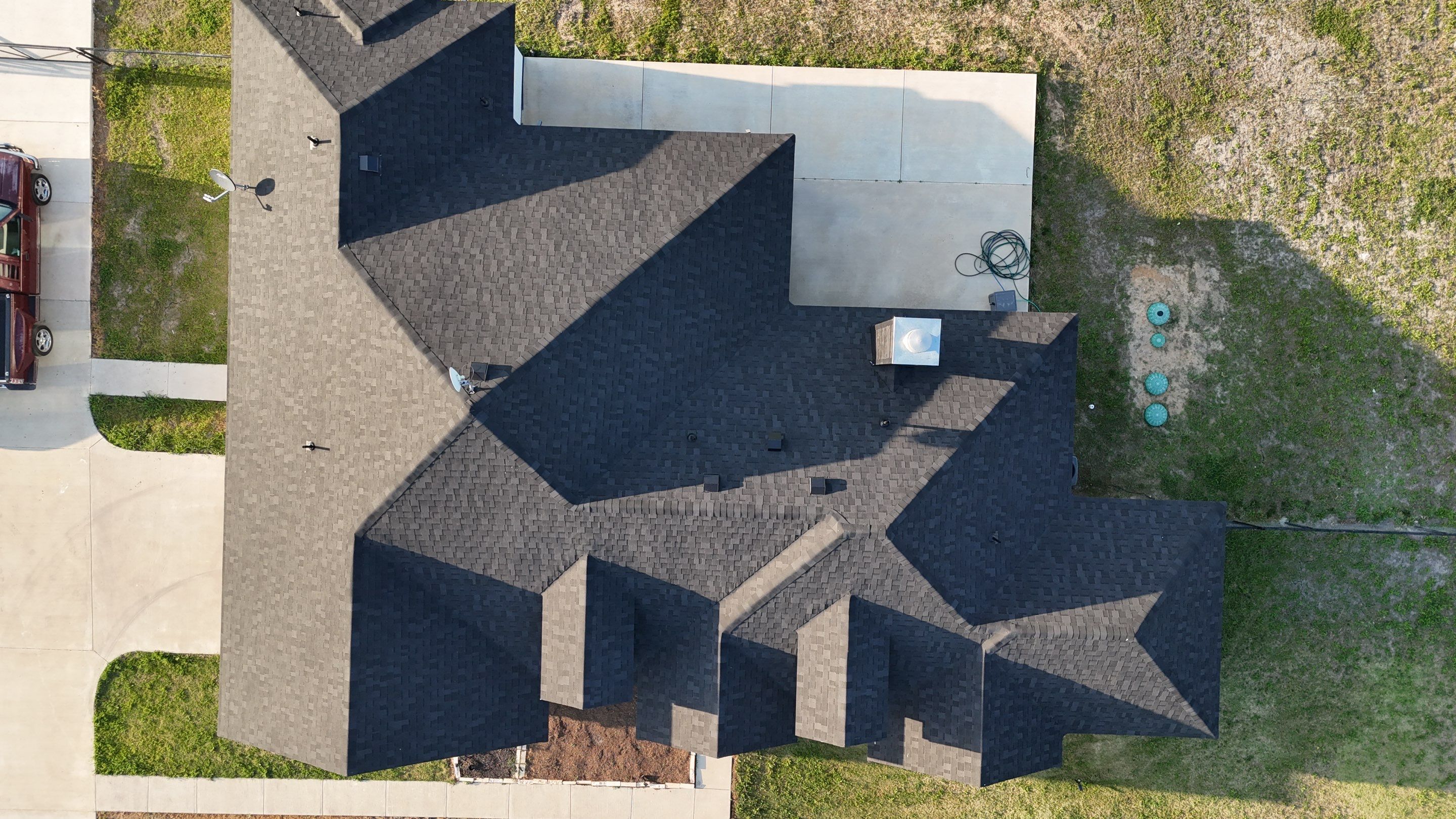 Casa Titanes Roofing and Construction featured photo.
