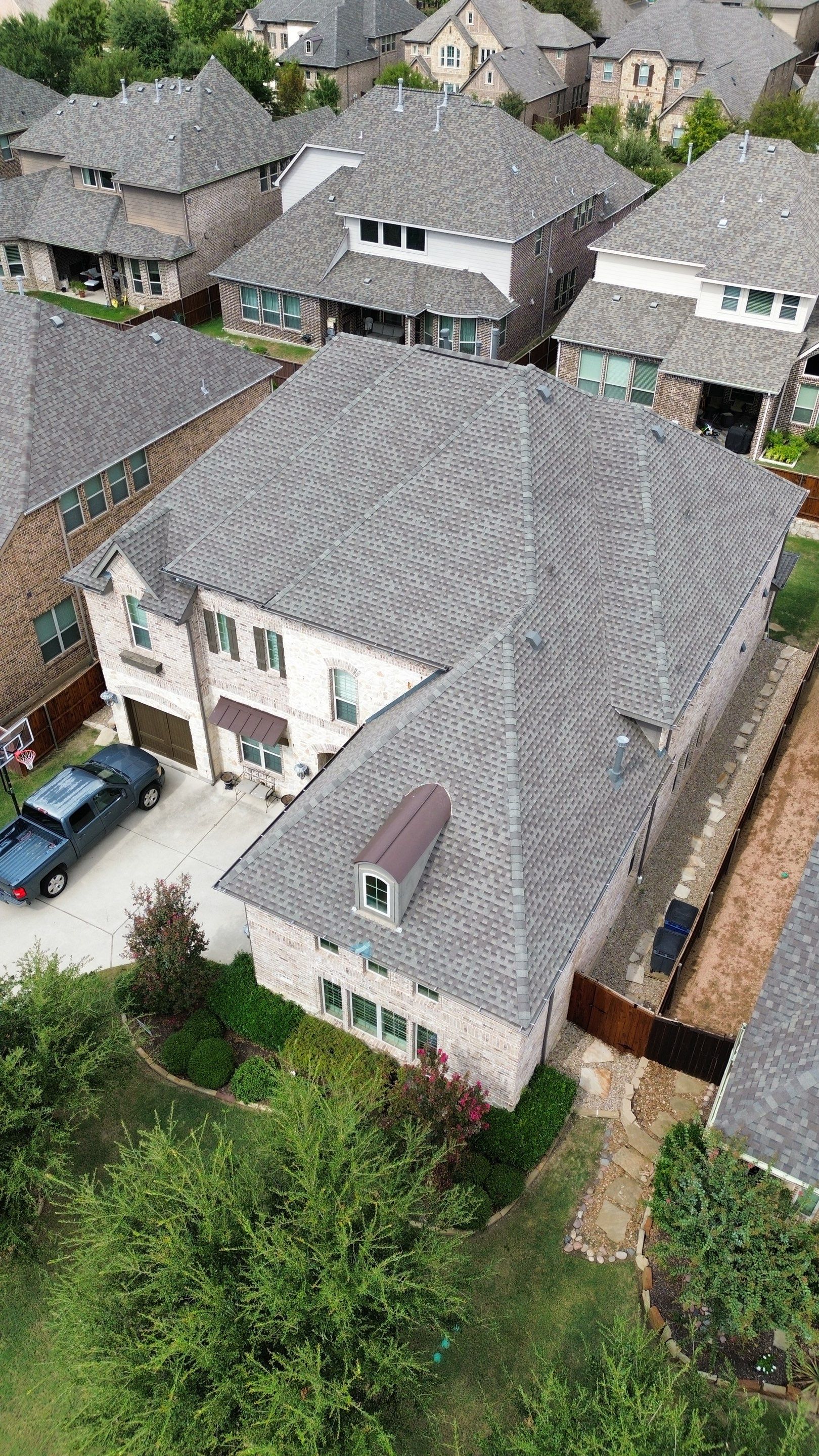GAF HDZ - Weathered Wood by Elite Roofing LLC