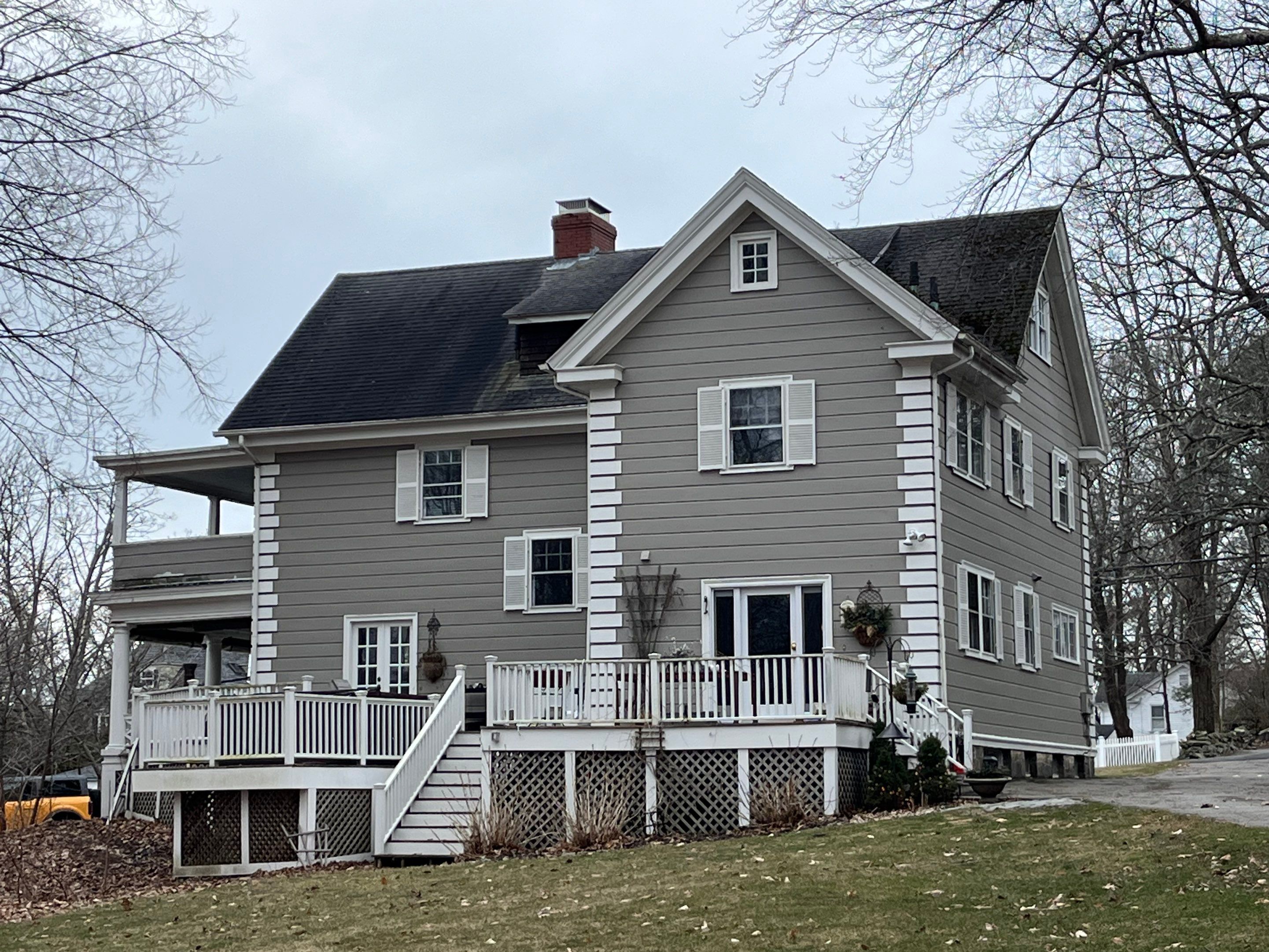 This Roof is a Biggins - Portsmouth, NH - This Beautiful Home Deserved a New Roof by Tall pine roofing
