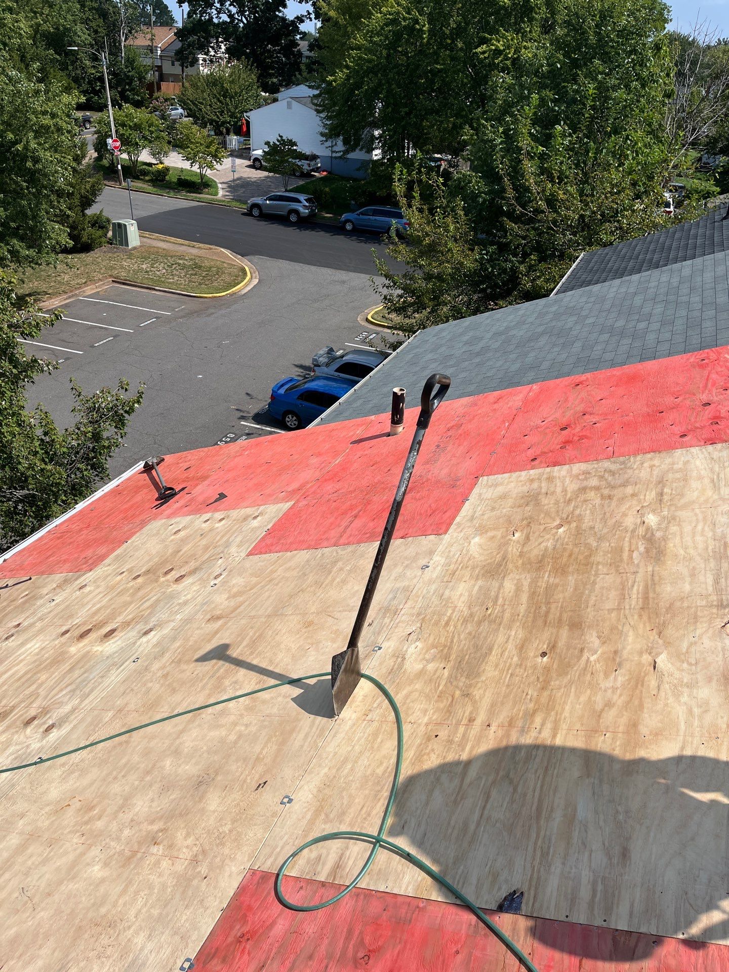 Manassas: Roof Replacement with CertainTeed Landmark Pro Designer Shingles in Max Def Cobblestone Gray by RM Banning, Inc.