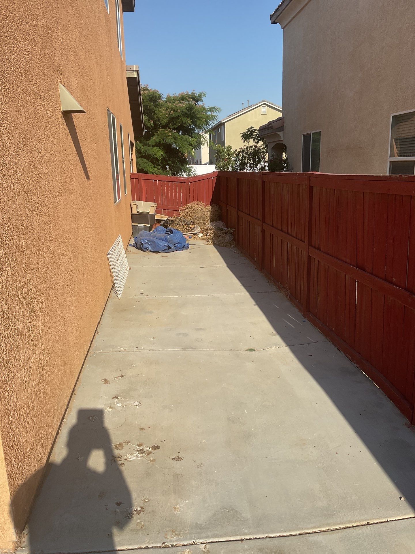 Fence Installation using Vinyl by Fence Guys Inc. 