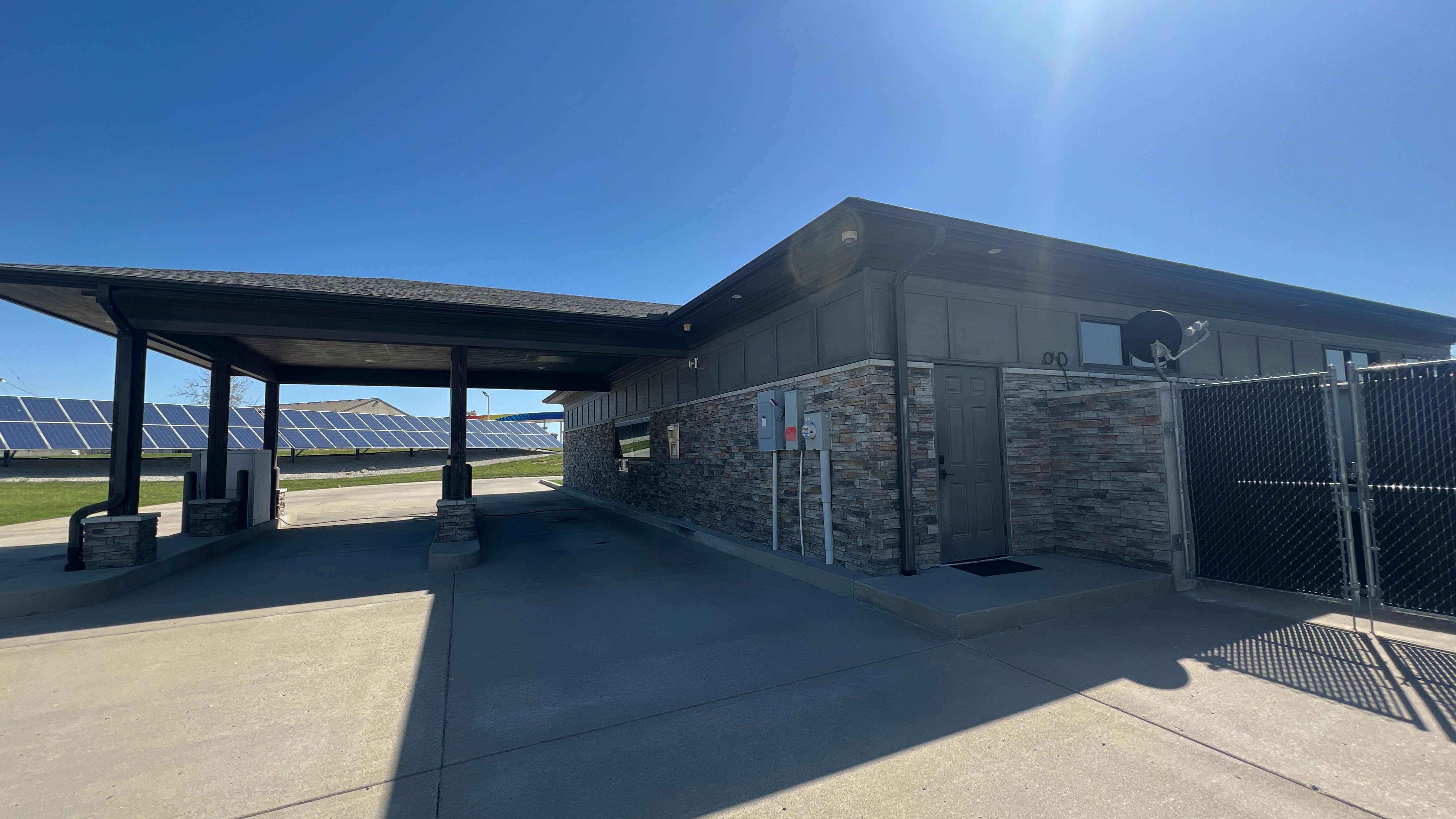 Professional Refresh: Exterior Transformation for a Cleveland Bank by Cougar Painting