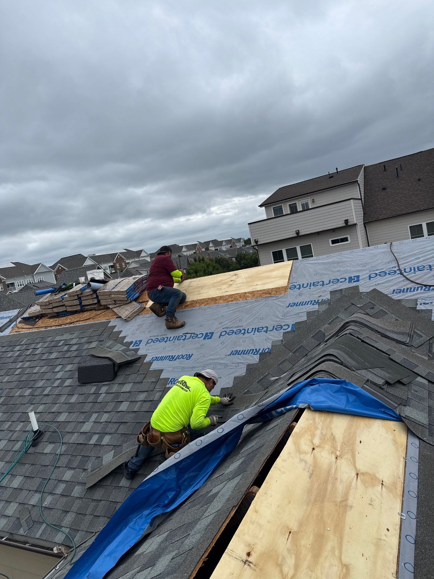 Ashburn: Residential Roof Replacement  with CertainTeed Landmark Pro in Max Def Georgetown Gray by RM Banning, Inc.