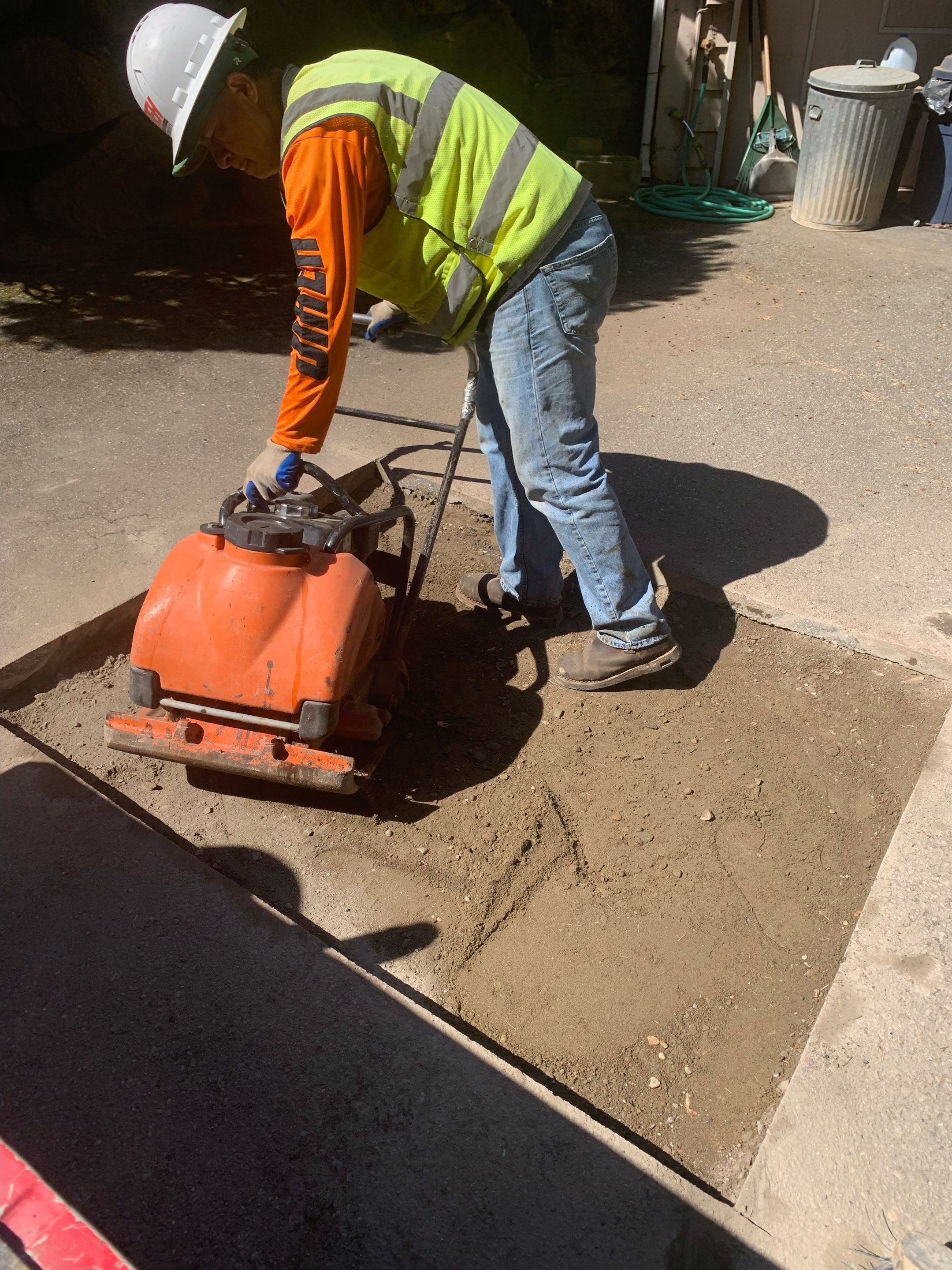 Modern Entry Fence by Jireh Asphalt & Concrete Inc 