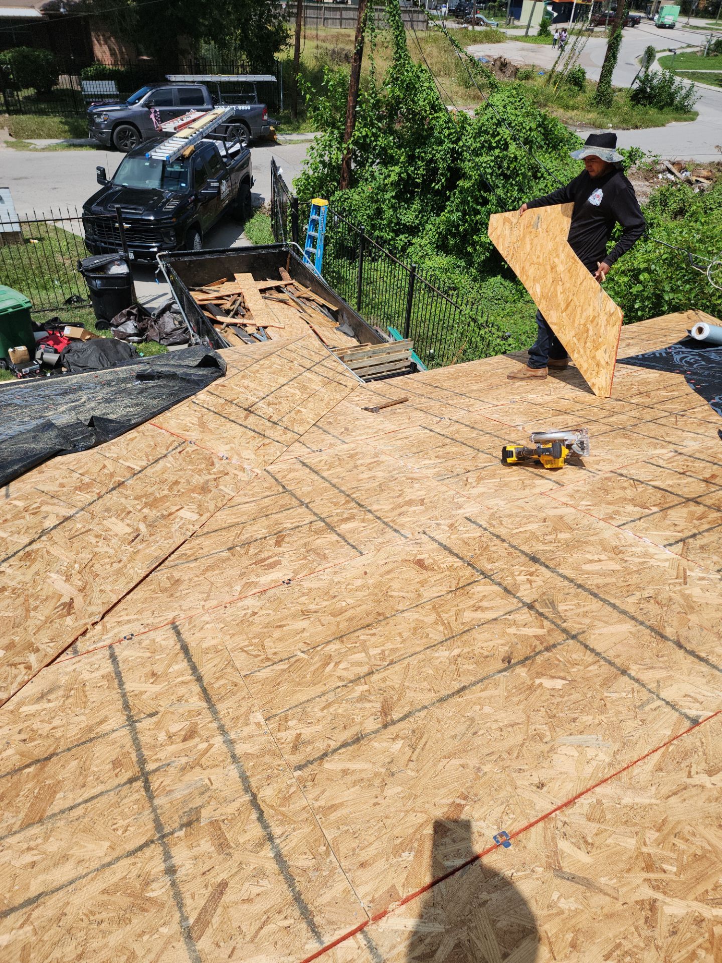 Residential Roofing Installation using Owen's Corning Duration (Lifetime) Shingles by Roof Repair Company