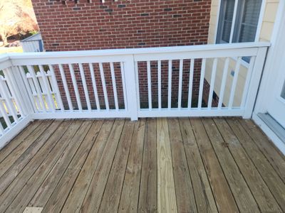 Wood Deck using Wood Sealant and Stain