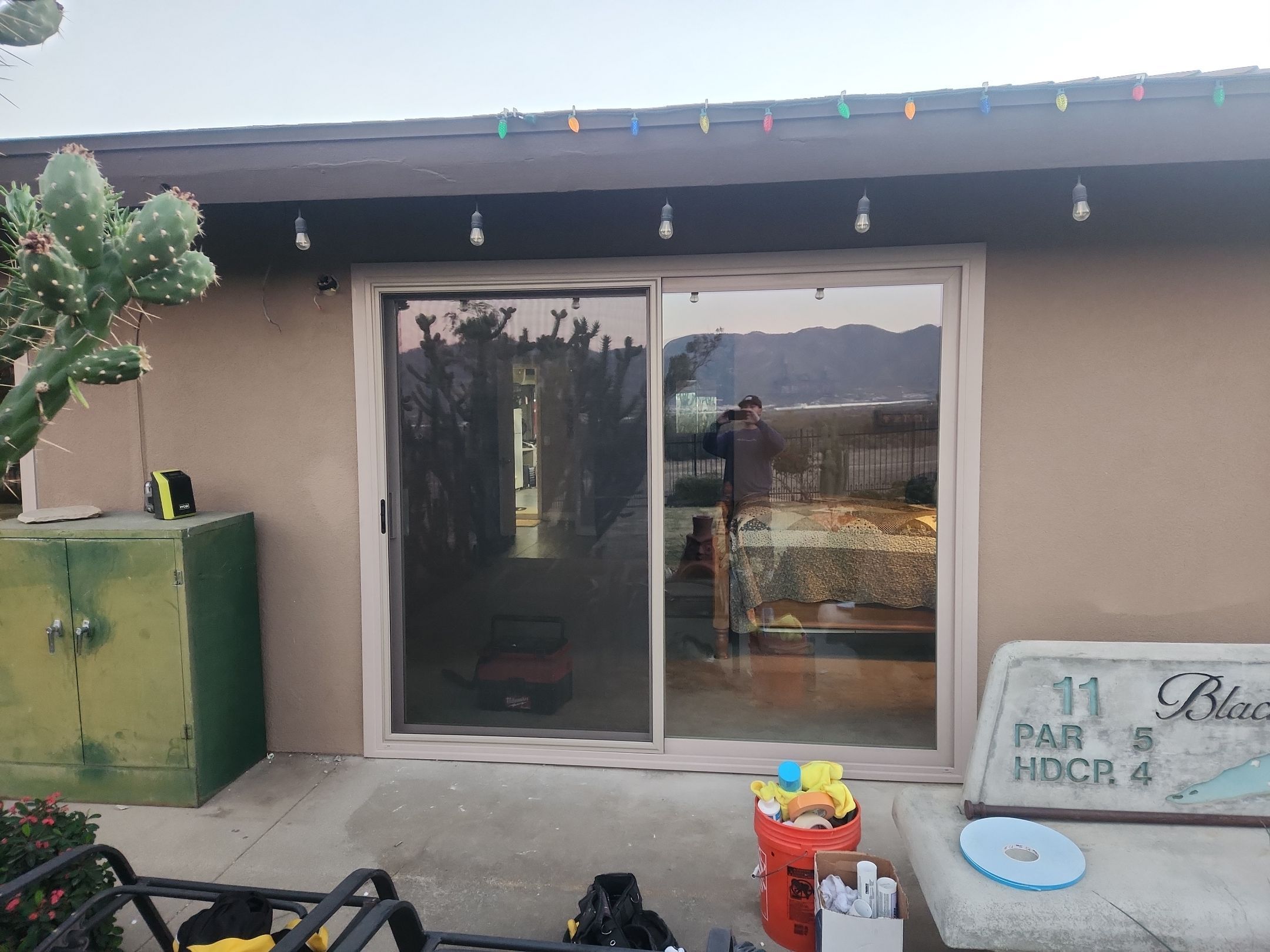 Window Installation using Milgard V250 Style Line by American Window Company