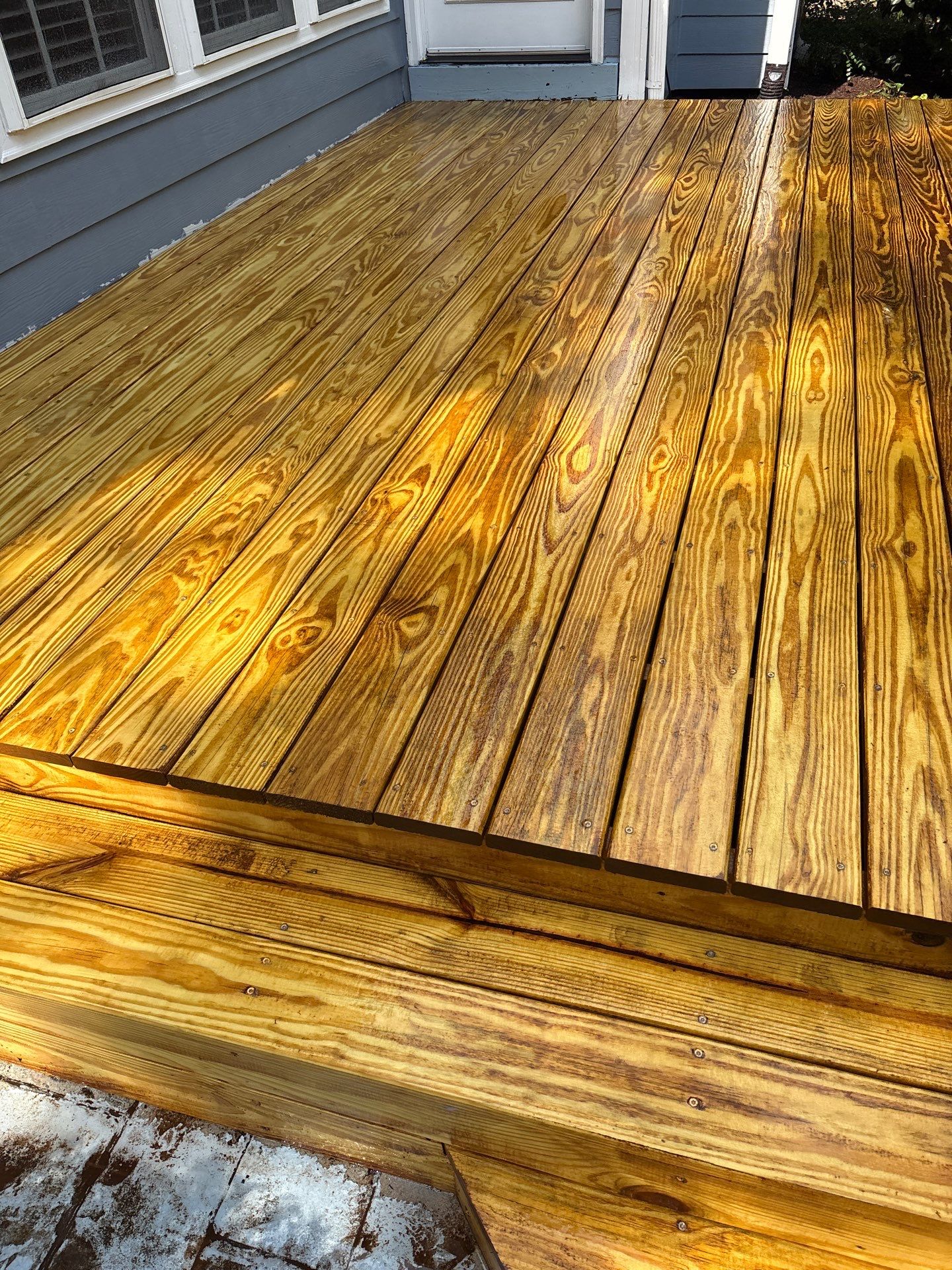 Deck using Wood Sealant by DuraSeal
