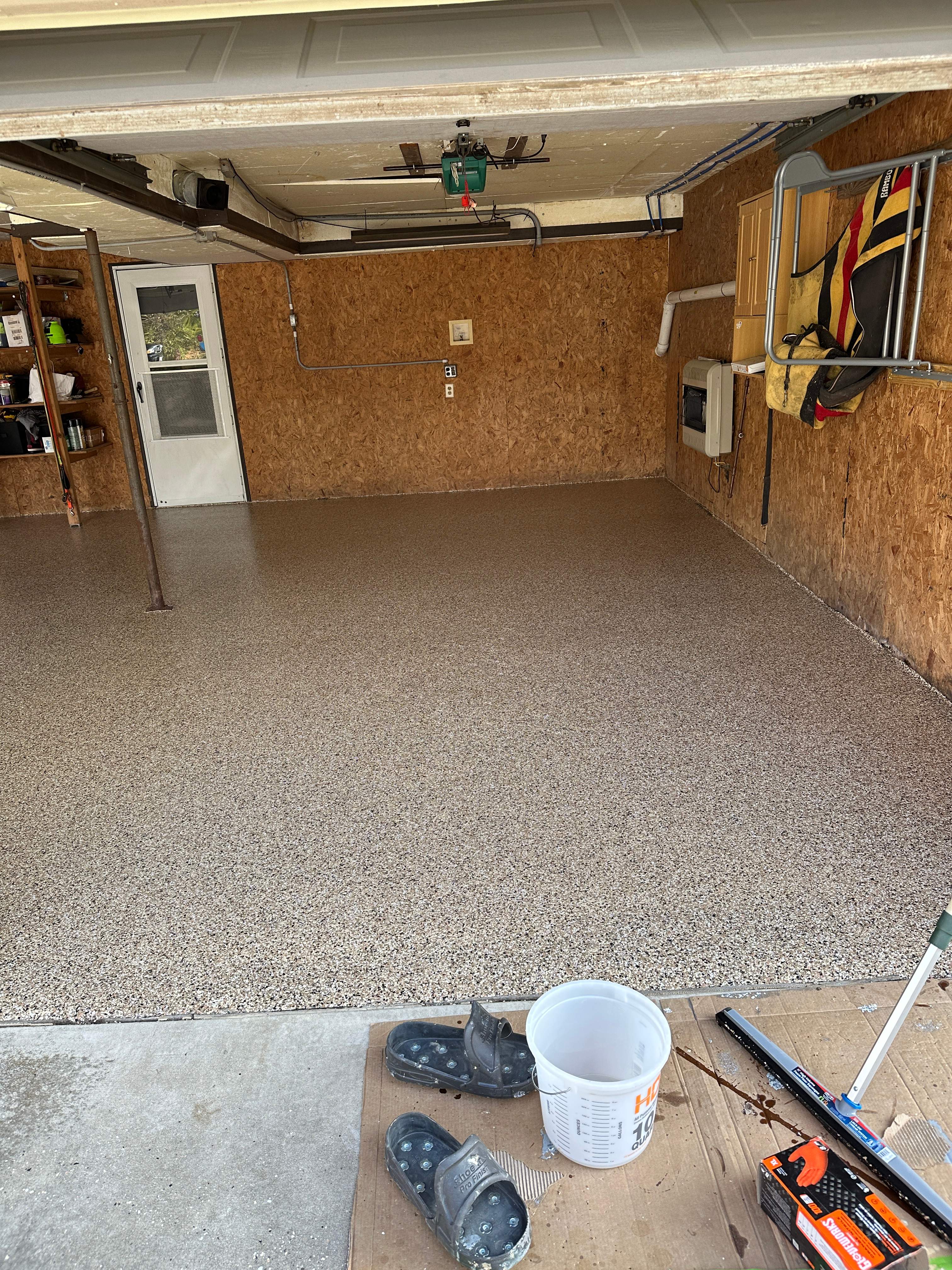Sedona Garage Heyworth by Loud Bros
