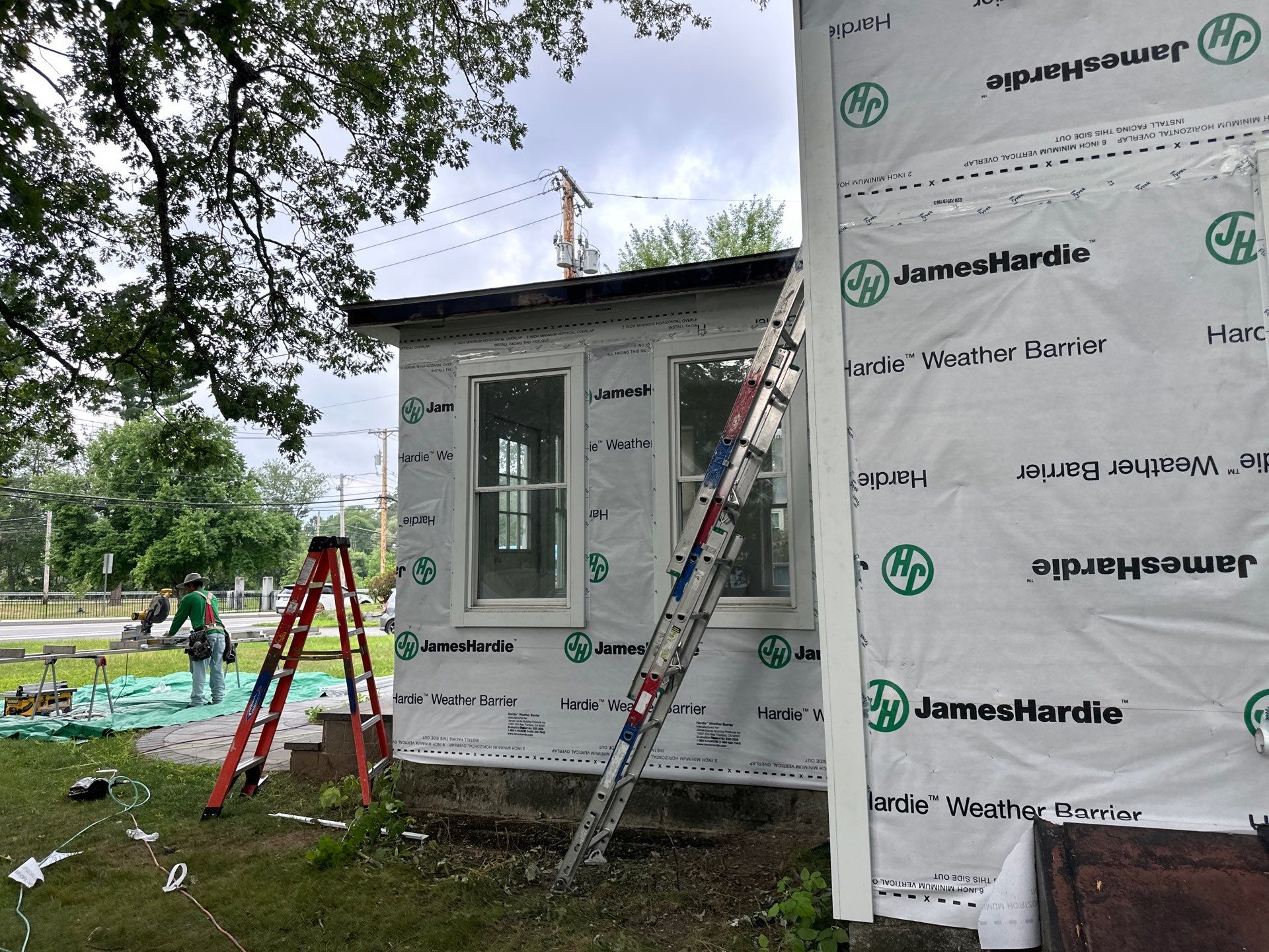 James Hardie Lap Siding Installation in Chelmsford, MA by Mighty Dog Roofing of Greater Middlesex County