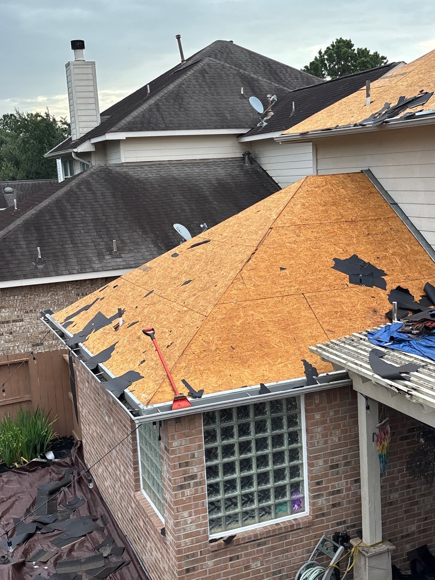Roof Replacement Houston by Roof Repair Company