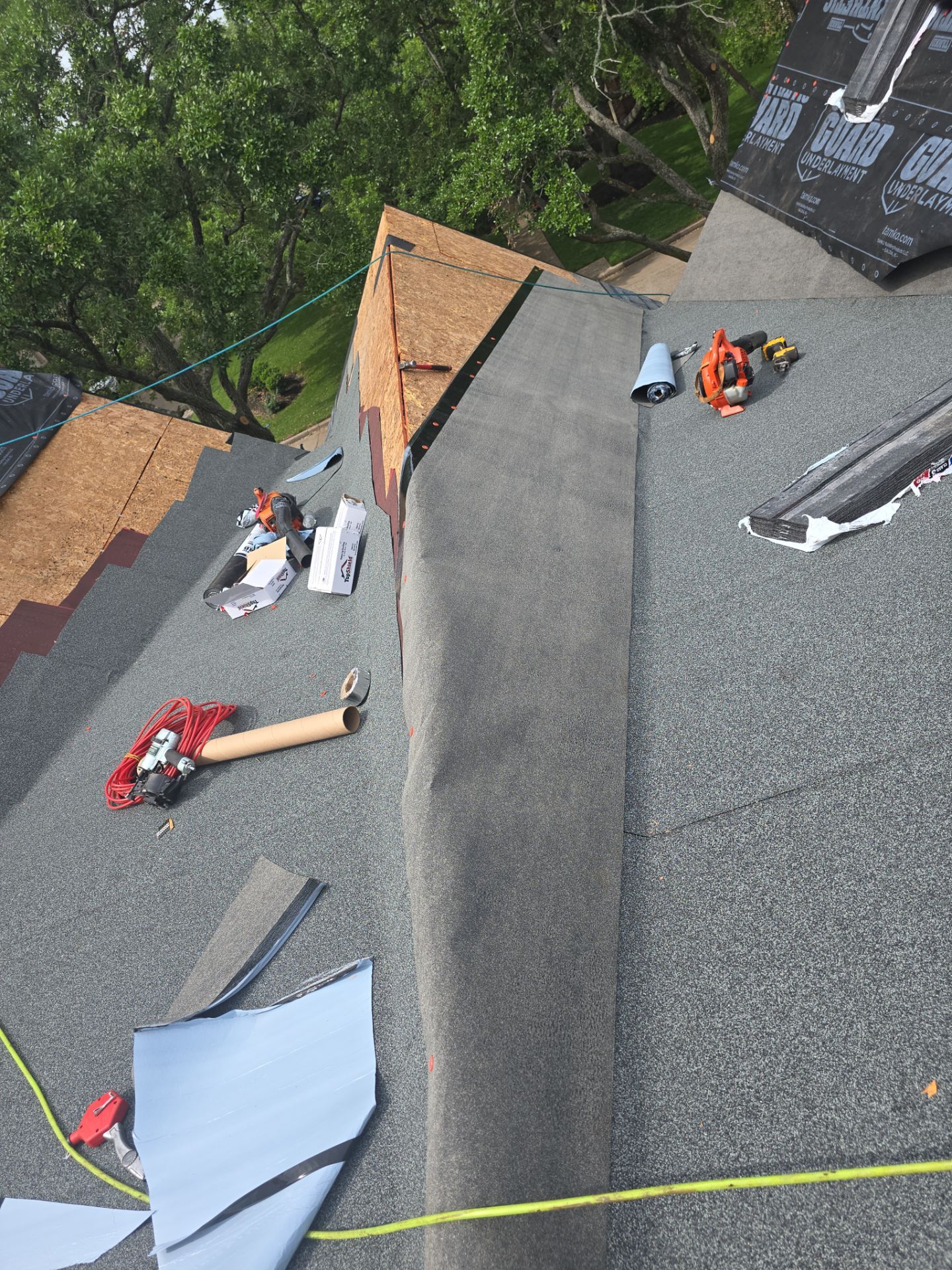 Roof Replacement Houston by Roof Repair Company
