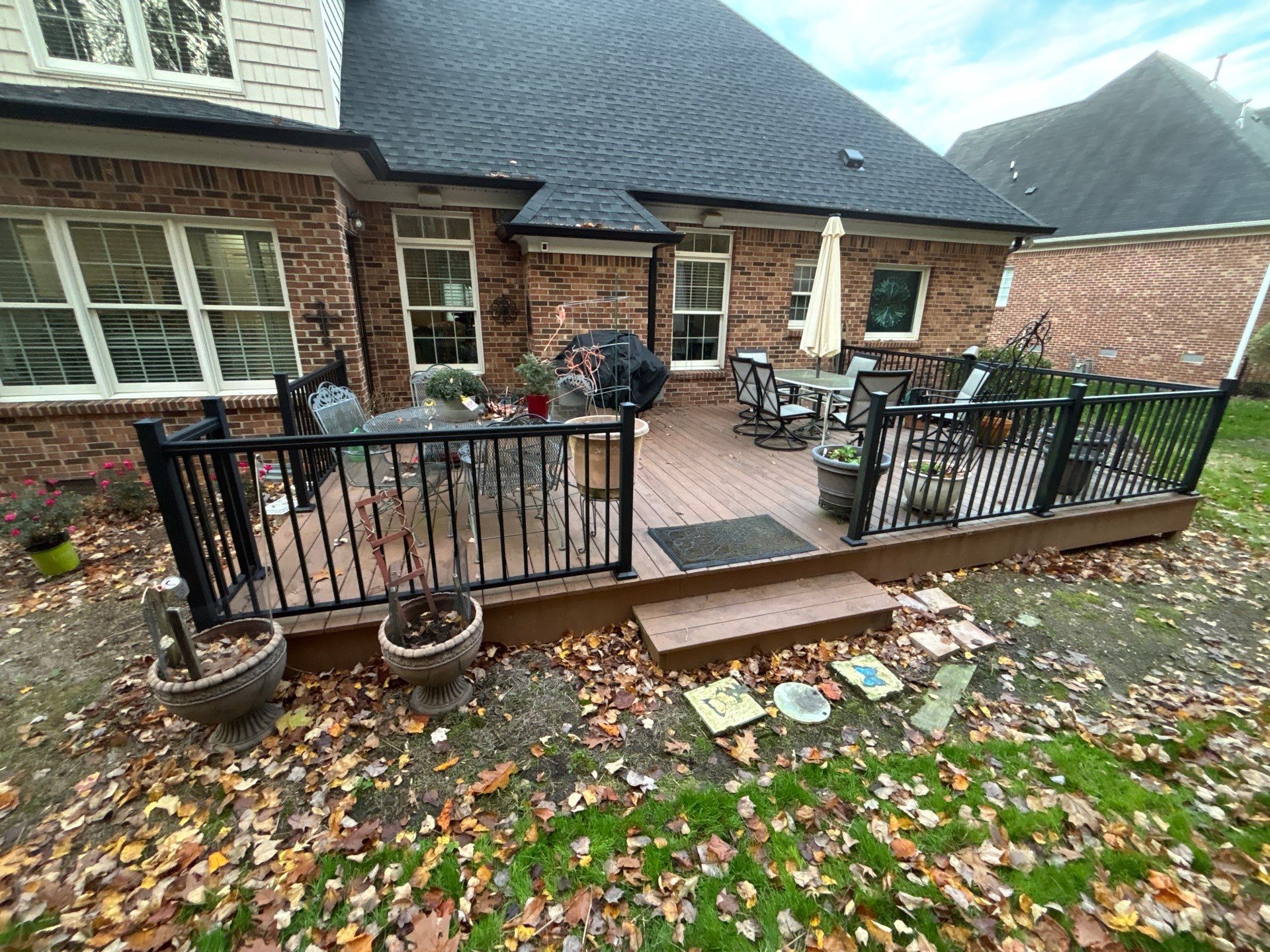 Wood Deck using Wood Stain by DuraSeal