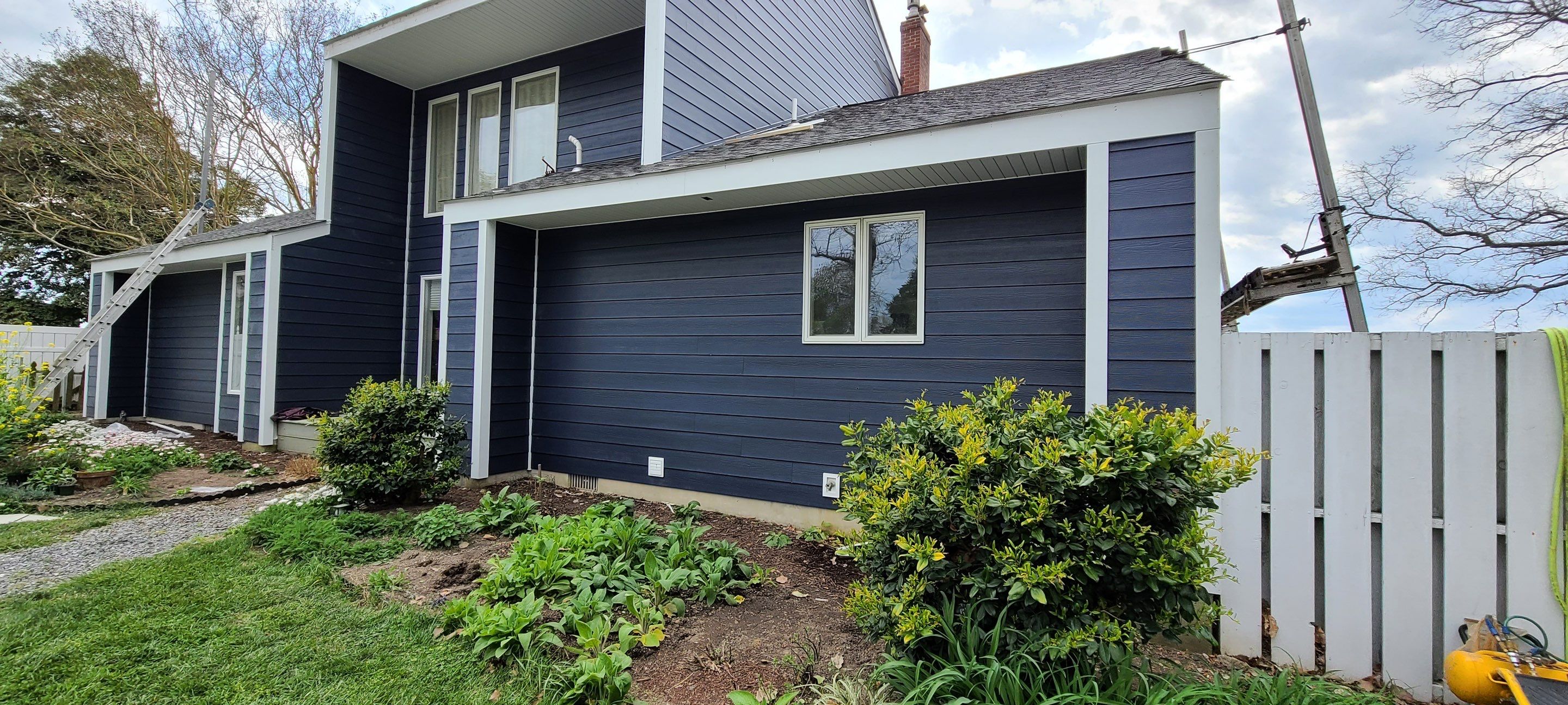 Siding replacement using James Hardie Siding by Window Depot of Annapolis