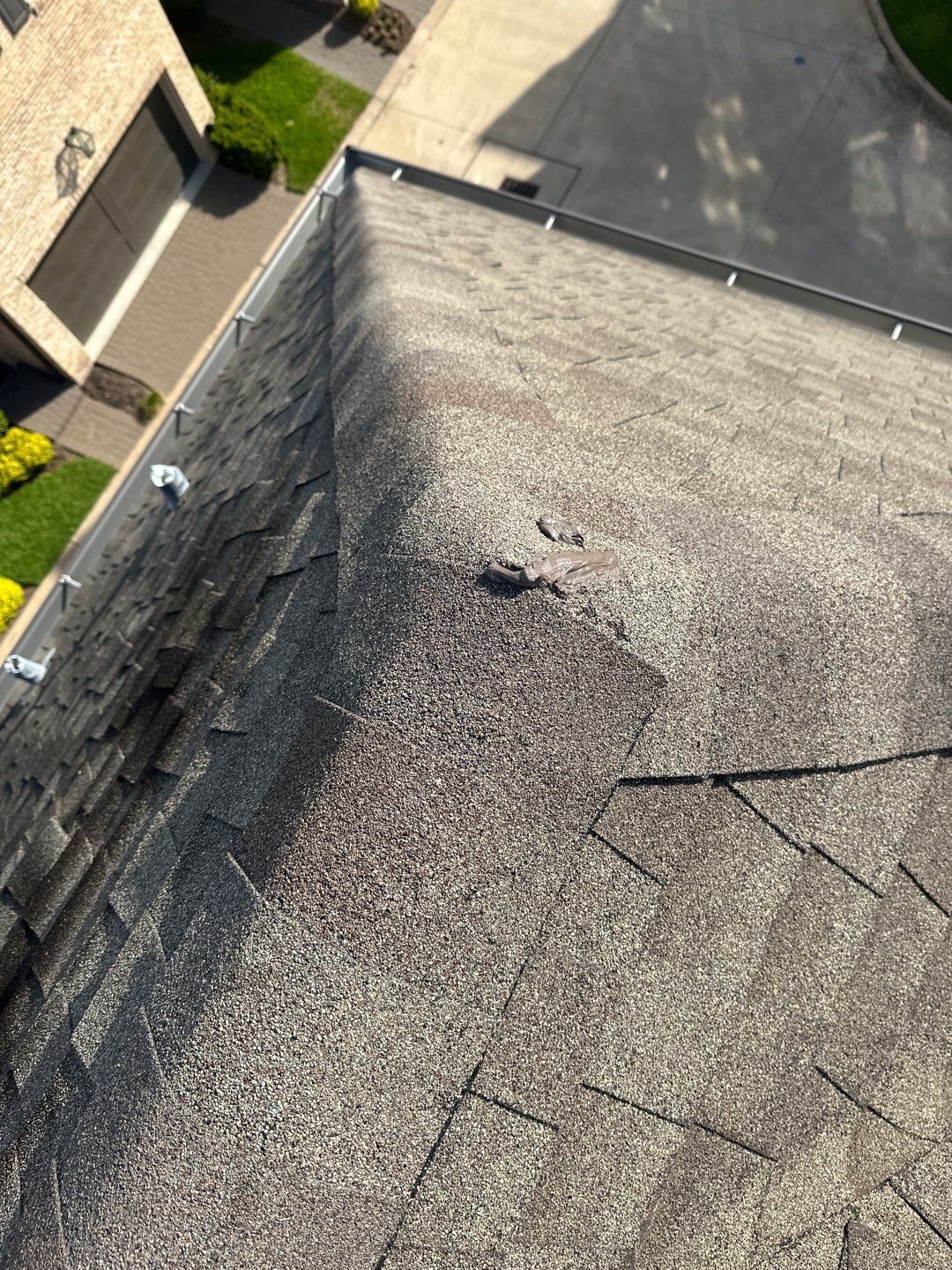 Hail Damage using Owen's Corning Duration (Lifetime) Shingles by Roof Repair Company