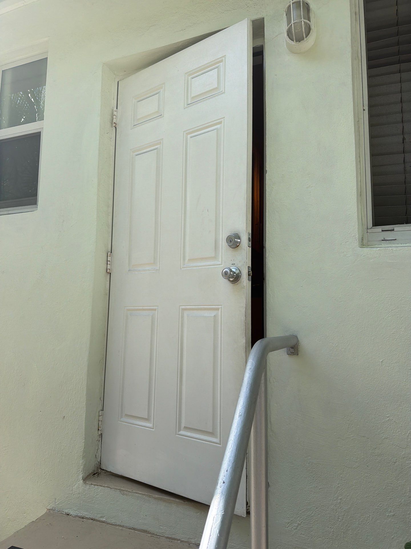 Mold Remediation and High Moisture Assessment in Miami Beach by SuperClean