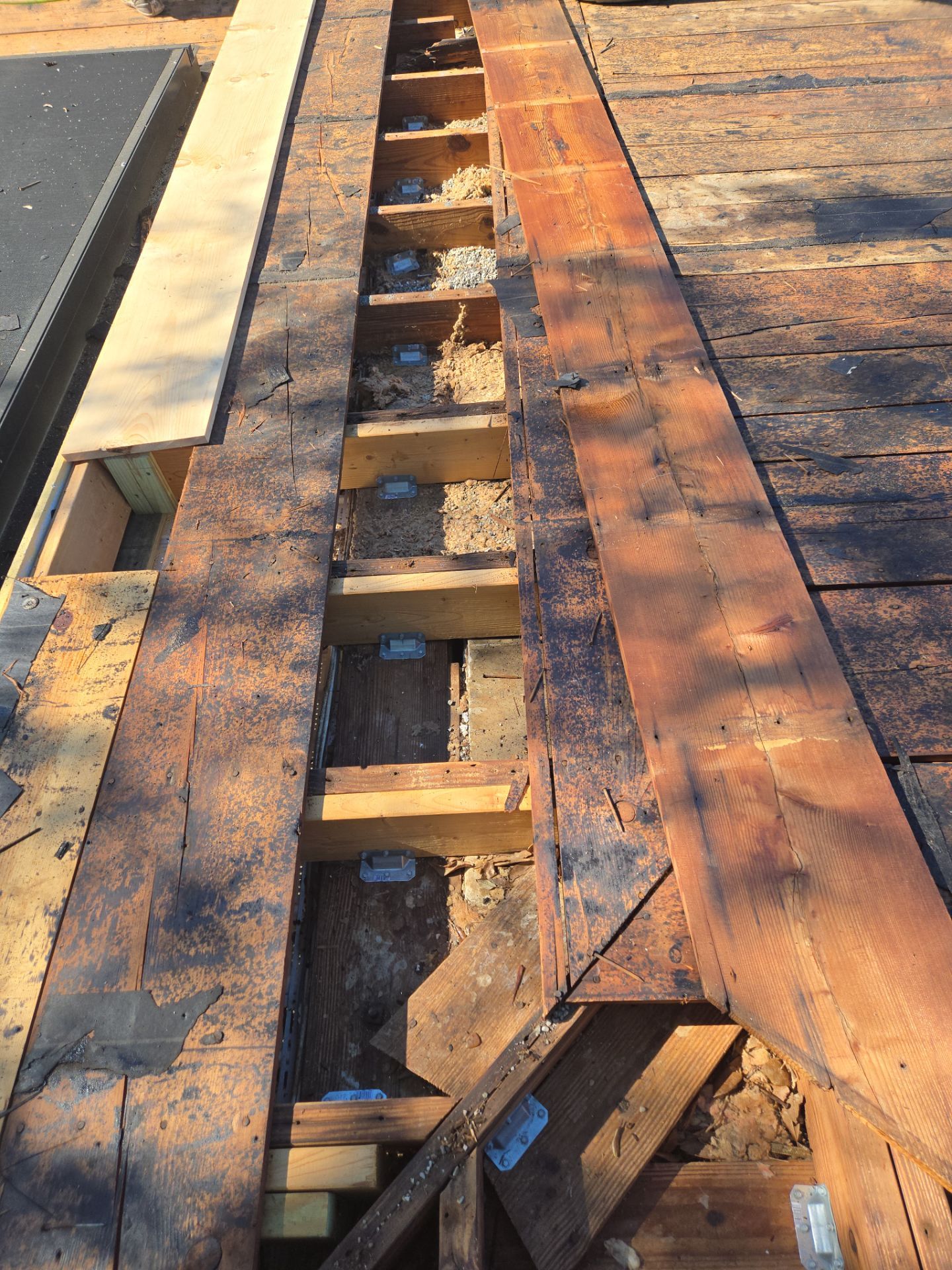 Project in St. Petersburg 33705 by Mitchell Roofing Company LLC 