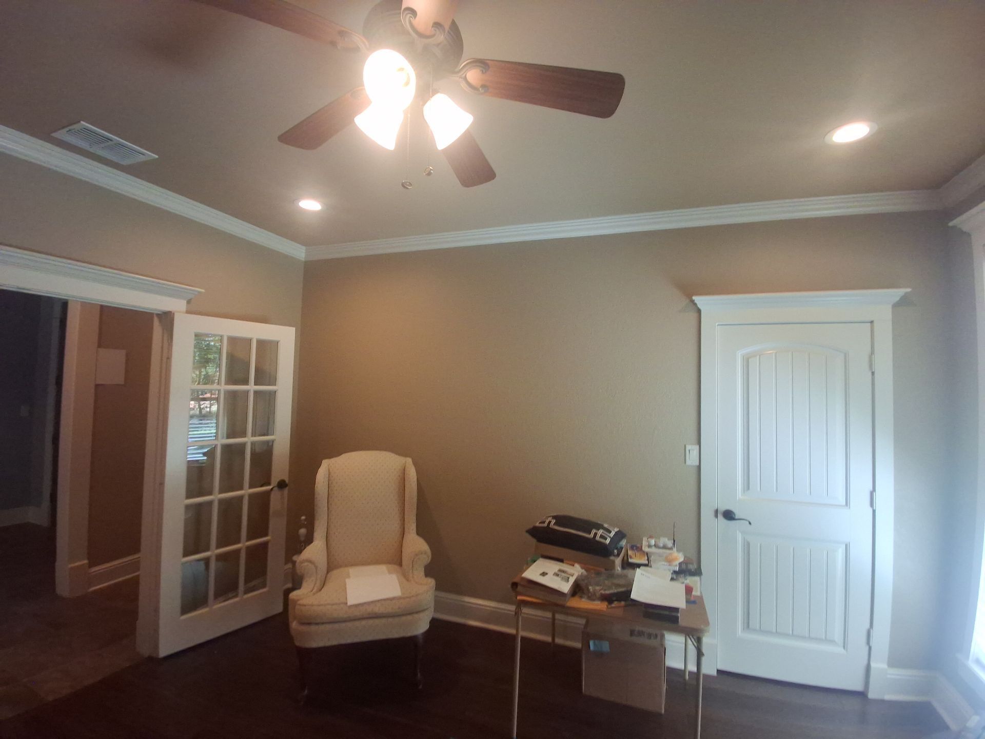 From Beige to Bright: A Fresh New Look in Lindale, TX! by Quality Coats Painting