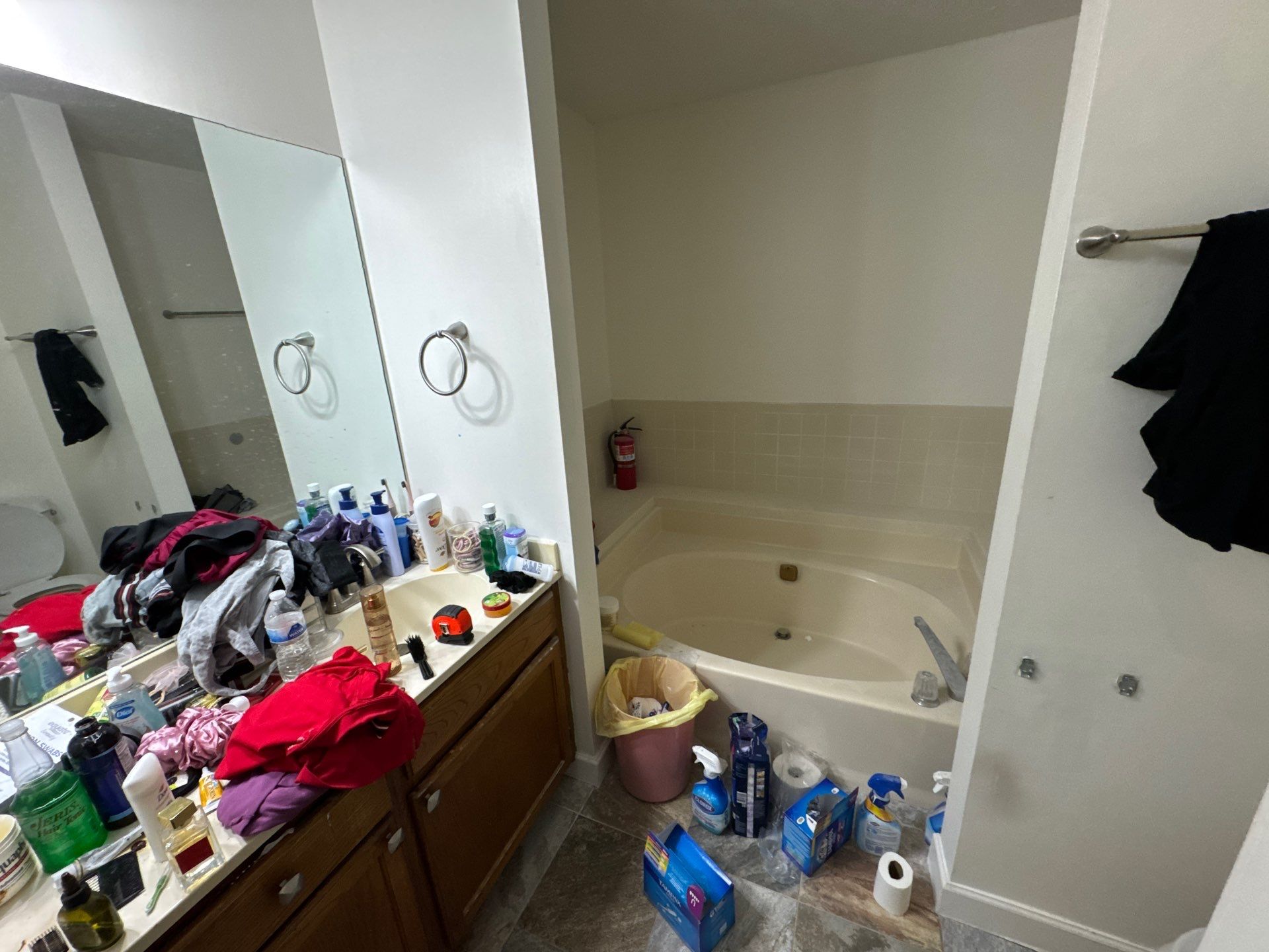 Master bathroom renovation by Prudencio