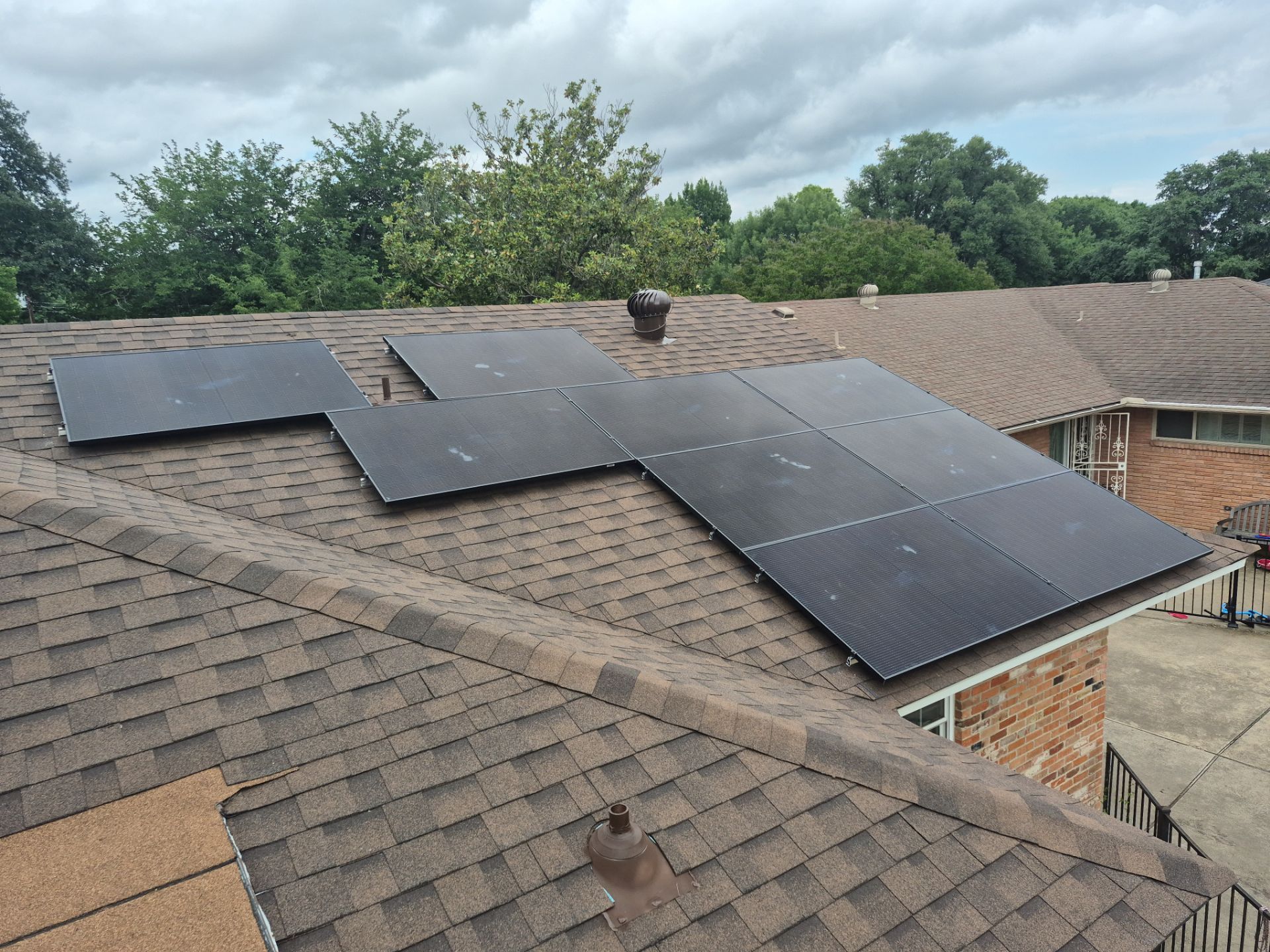 Larry in Dallas by Trojan Solar