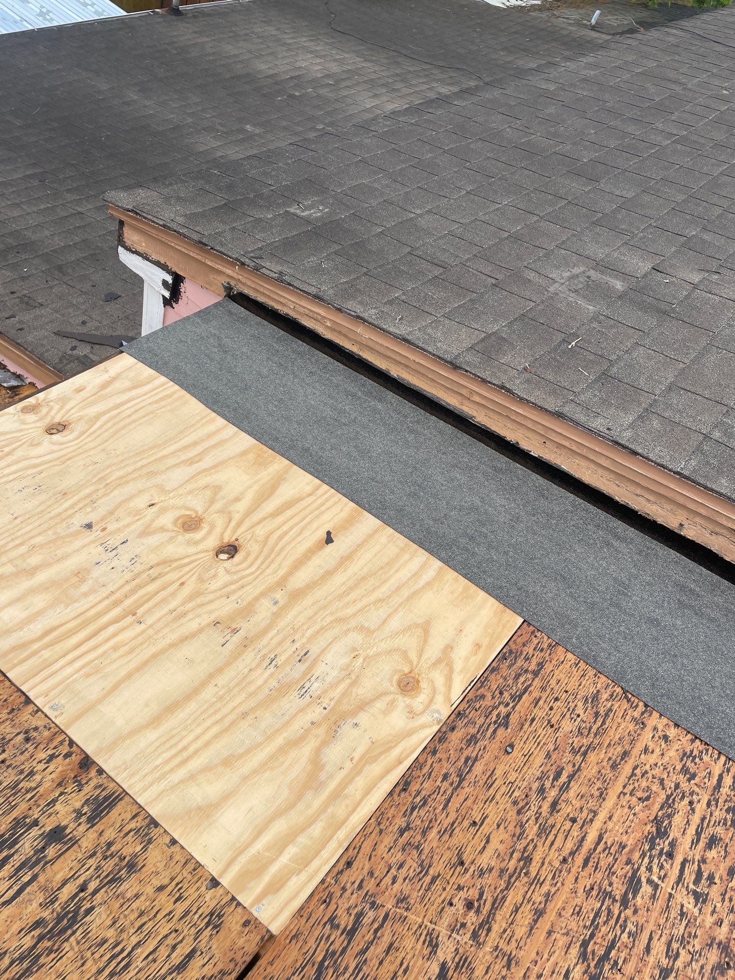Roof Replacement Houston by Roof Repair Company