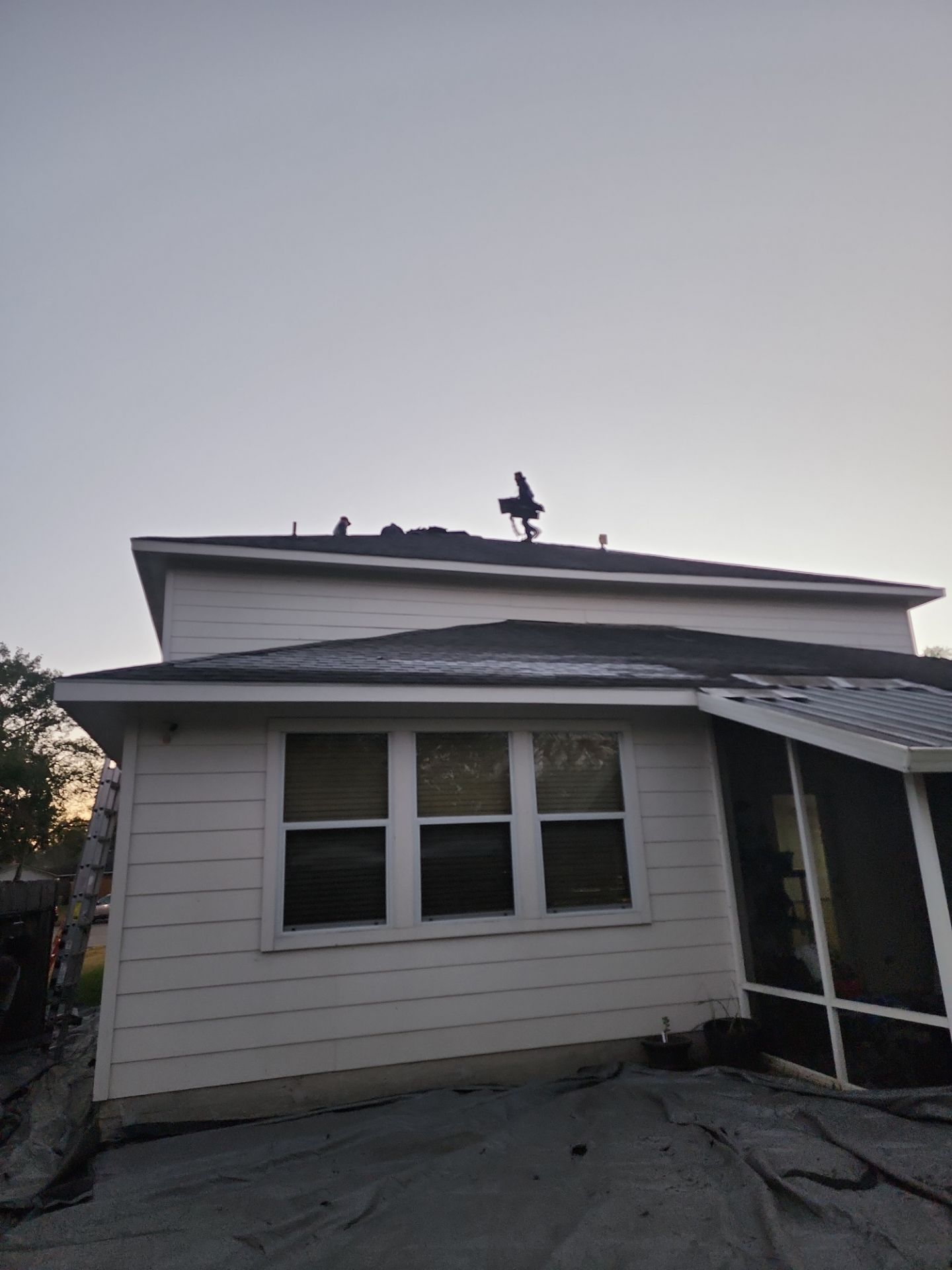 Residential Roofing Installation using Owen's Corning Duration (Lifetime) Shingles by Roof Repair Company