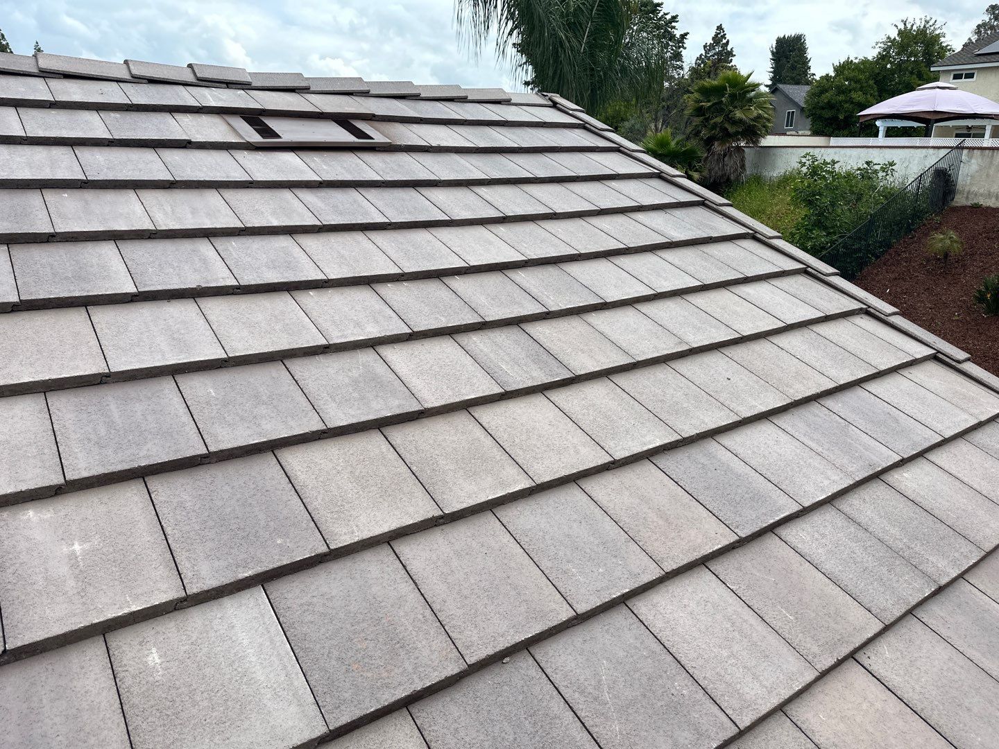Light Gray Blend Tile by Reimagine Roofing