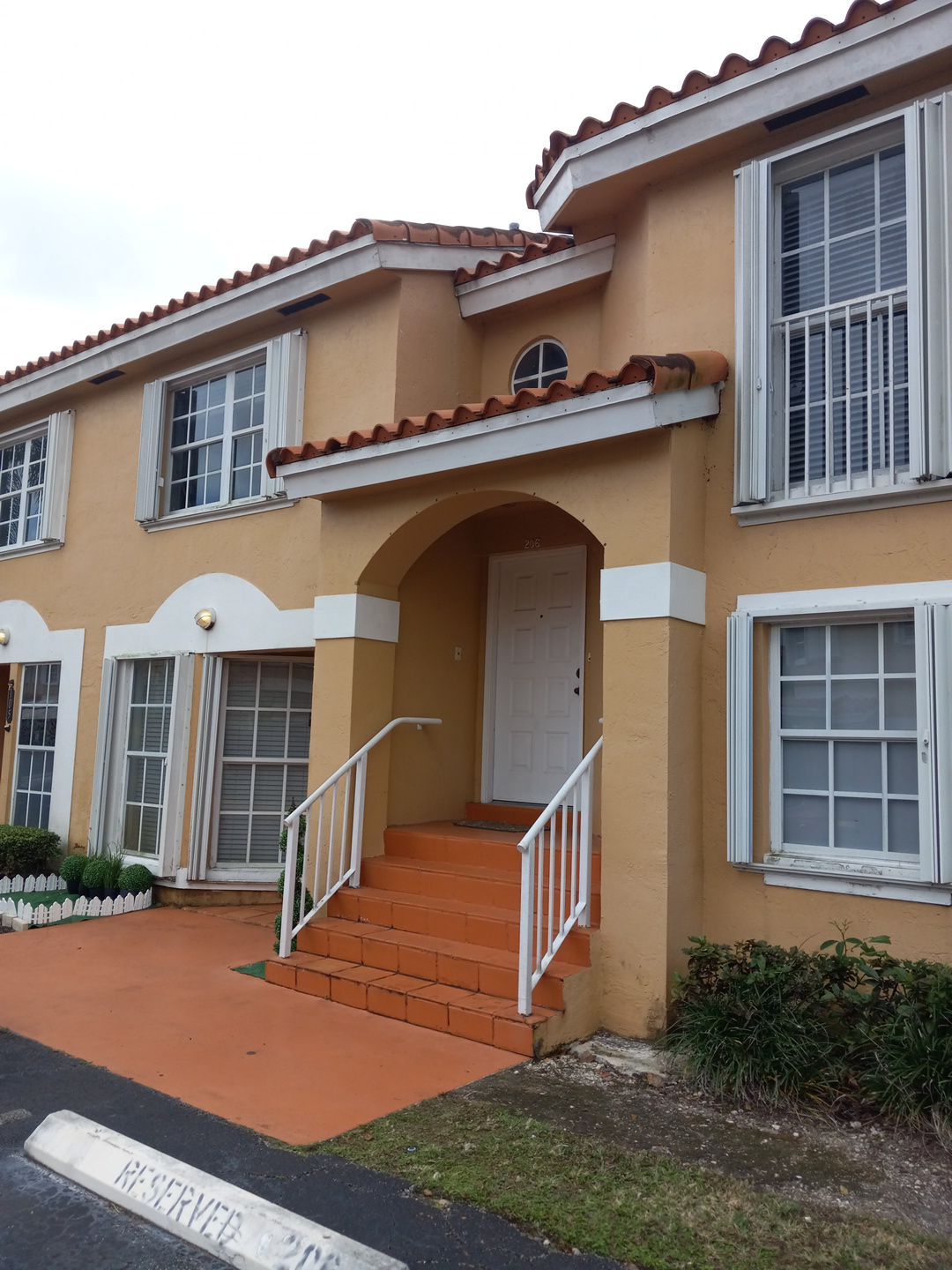 SIENNA VILLAS CONDO - BLDG 14230 by Souffront Construction & Engineering