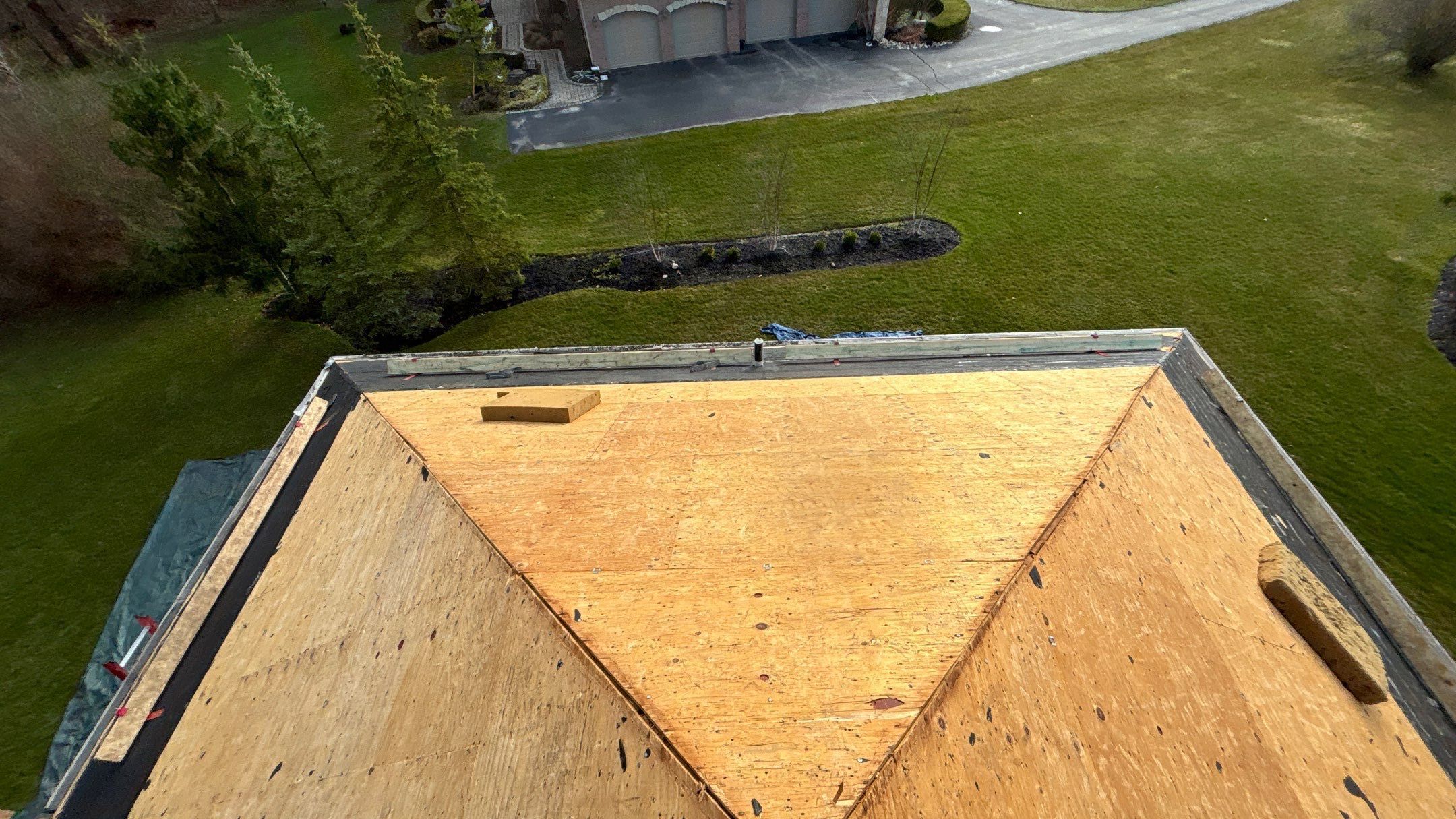 Roof Replacement using Owens Corning Onyx Black by 180 Contractors