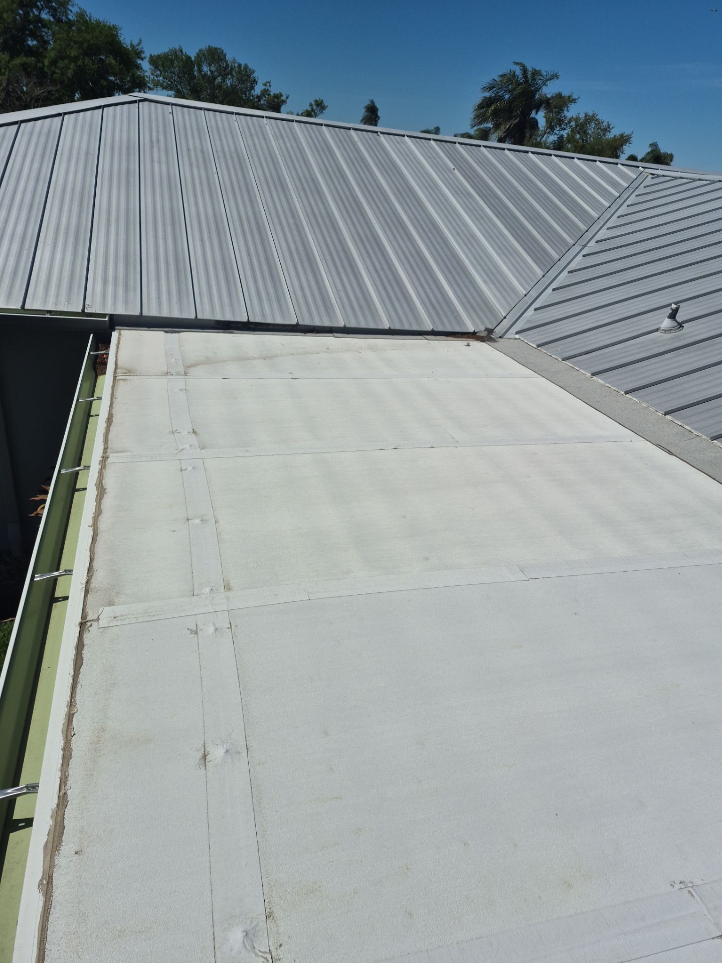 Project in Largo 33774 by Mitchell Roofing Company LLC 
