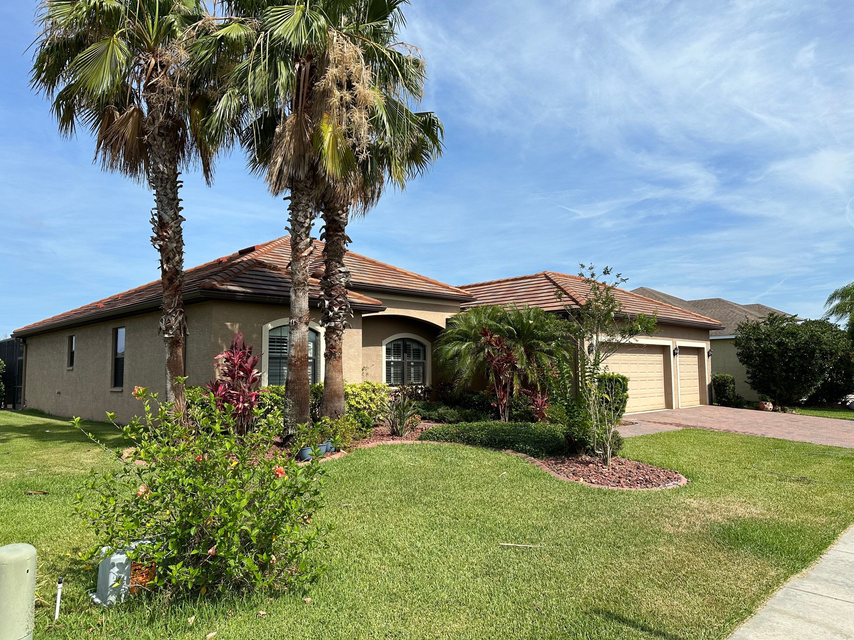 🏡 Tile Roof Cleaning – Gamble Creek Estates, Parrish, FL by Sunshine AquaWash