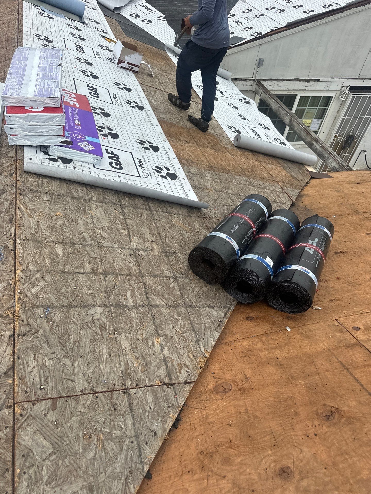 Roof replacement - Baldwin Park, CA 91706 by Epic Roof Replacement