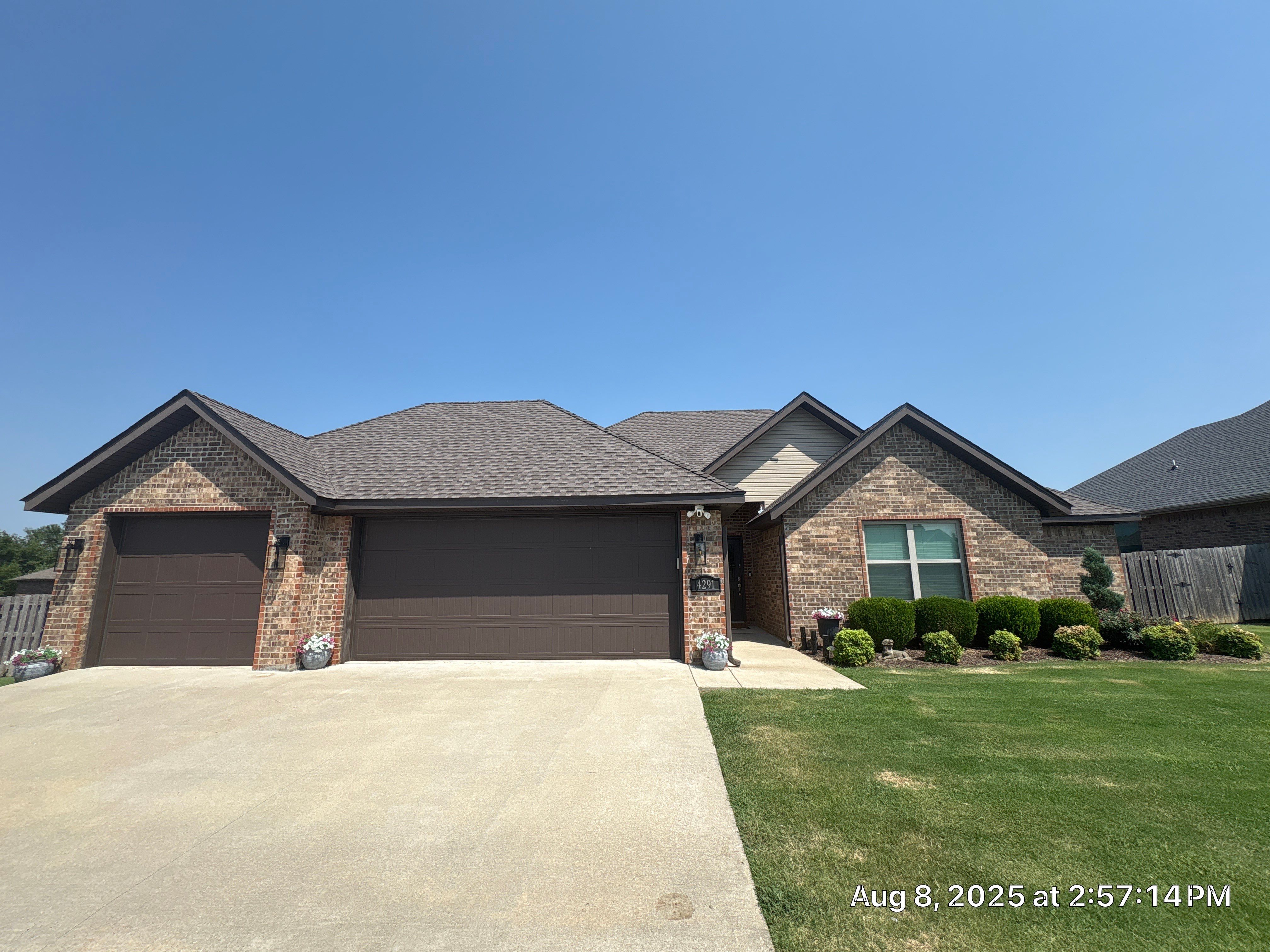 Residential Roof Installation in Springdale, AR by Ozark Mountain Roofing