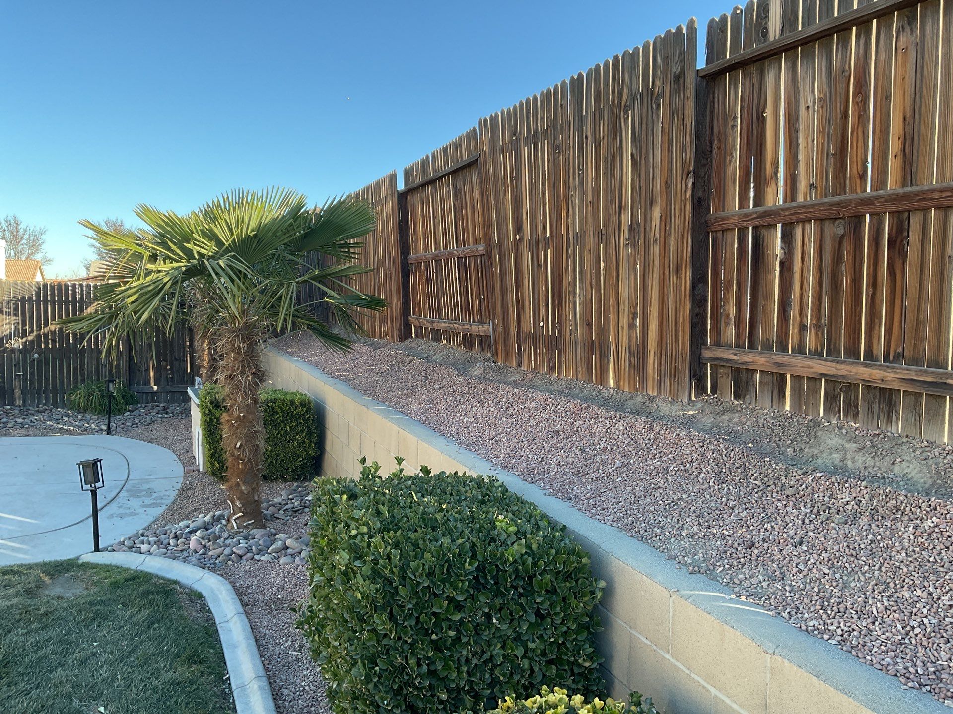 Fence installation using vinyl by Fence Guys Inc.