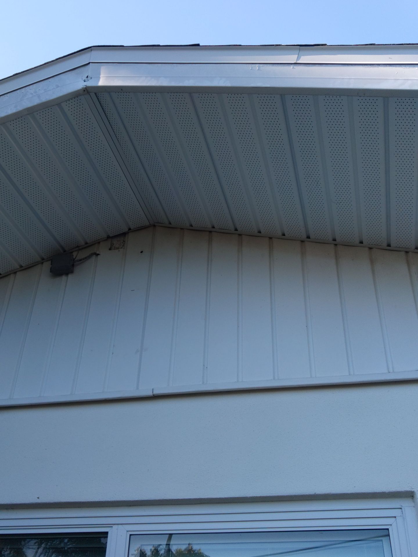 Soffit White Vinyl Installation FL by Gutter Professors