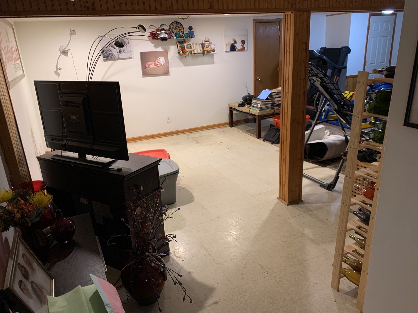 Basements using Mt. Everest  by Fantastic Floors by Miller Custom Exteriors 