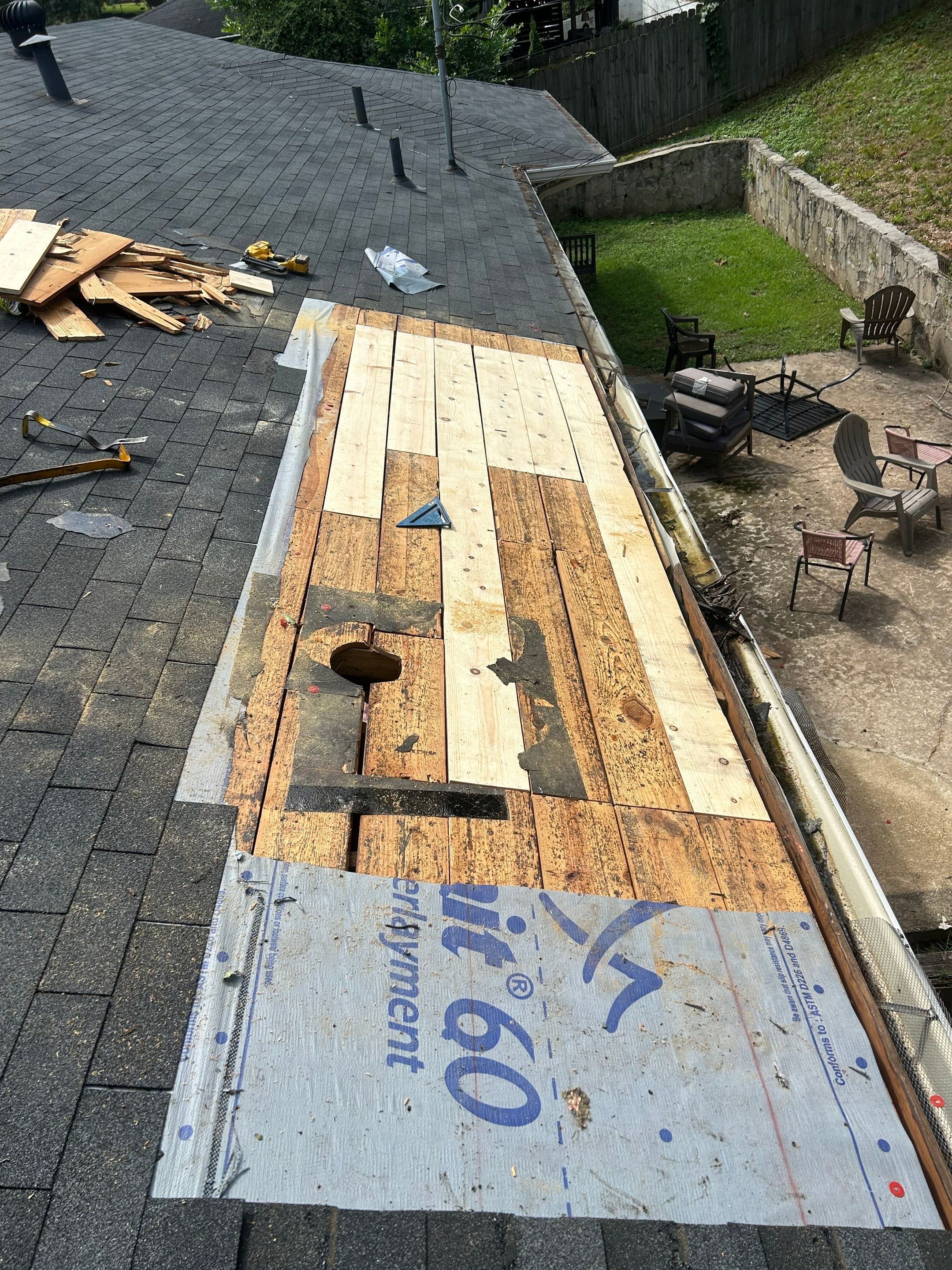Gutter and Gutter Guards Replacement in Crestwood by The Roofing Dudes