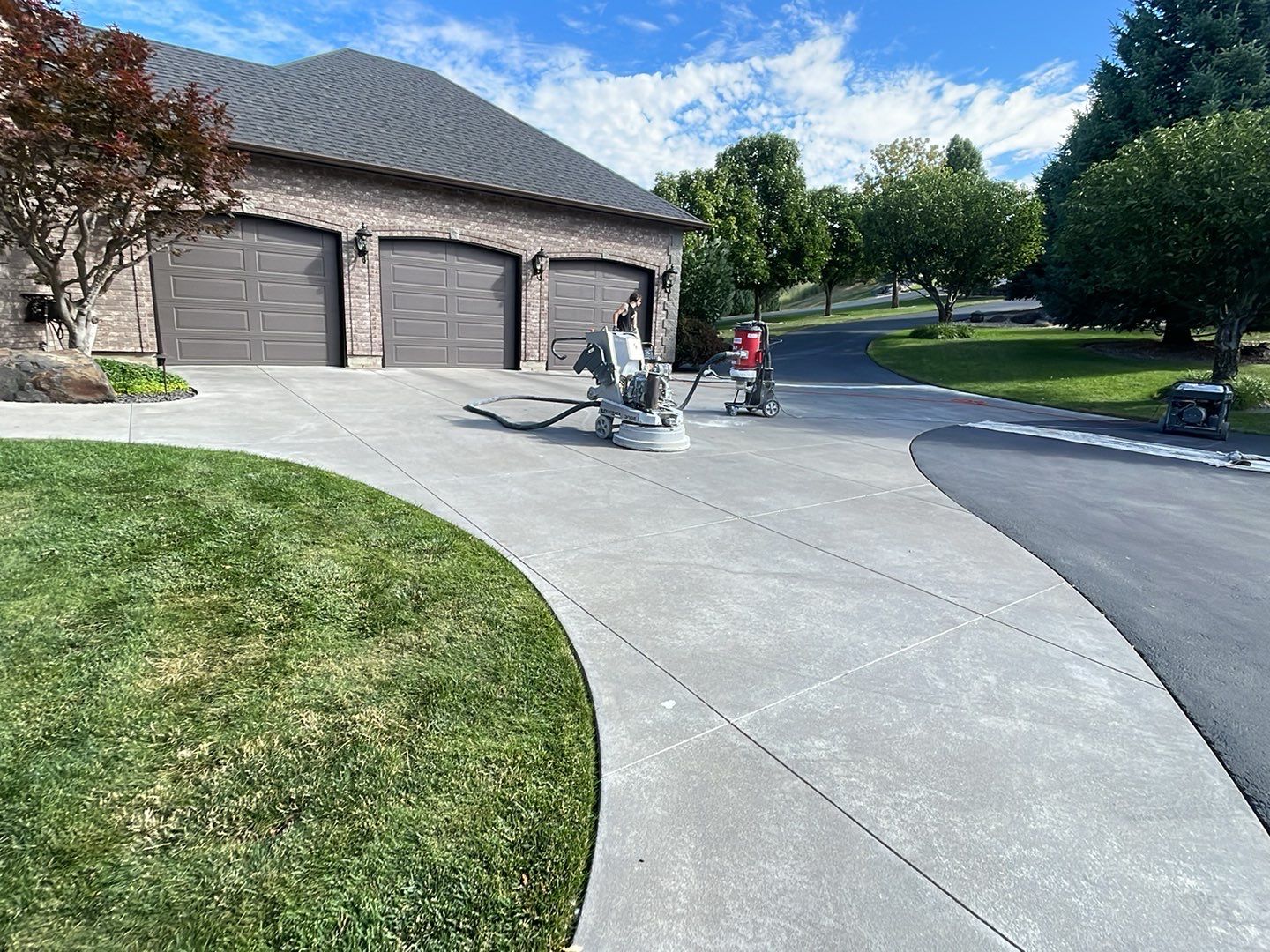 Driveway TransFLOORmation using Greystone 1/8" by Croc Coatings, LLC