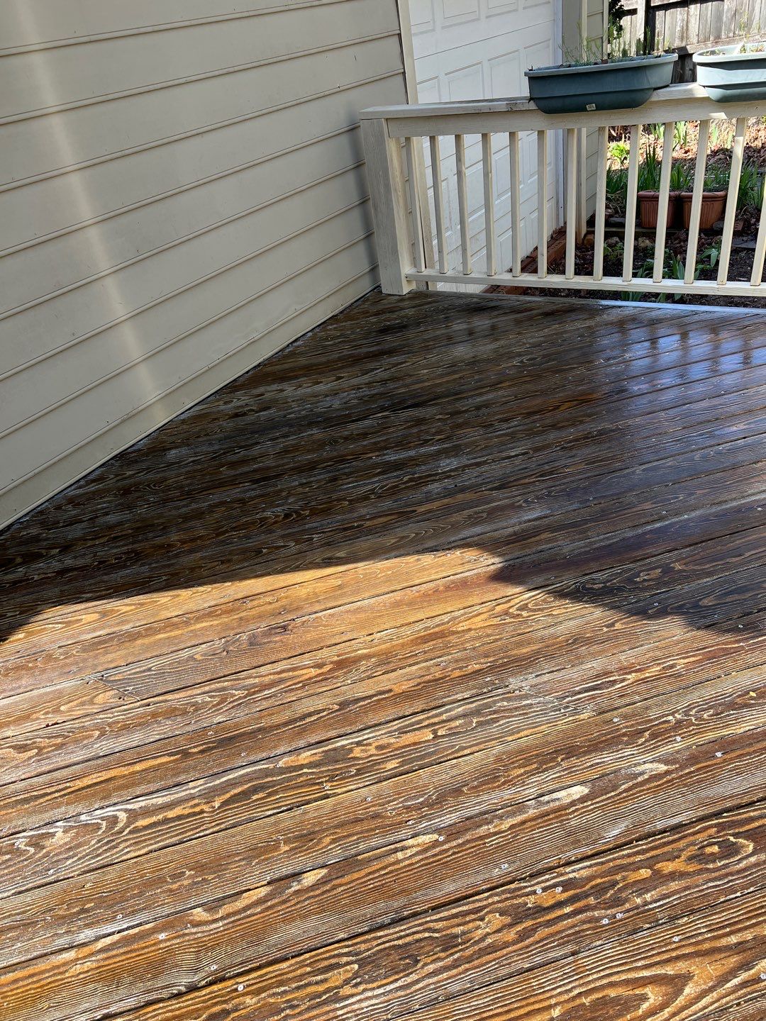 Coated Deck using Wood Sealant by DuraSeal