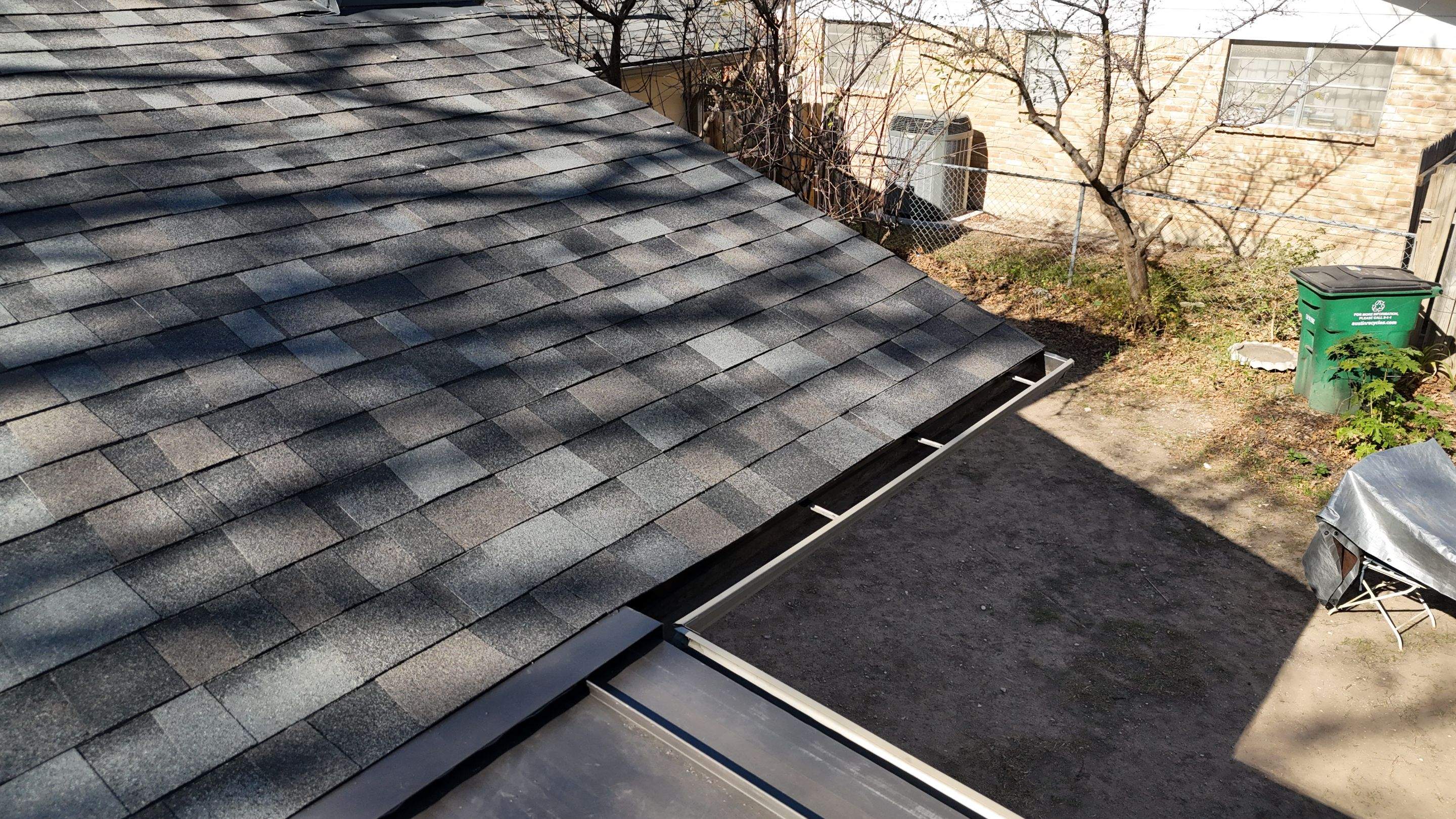 Williamsbur Gray - Owens Corning TruDefinitios Duration + Dark Bronze -  L&A Metals by RoofsOnly.com