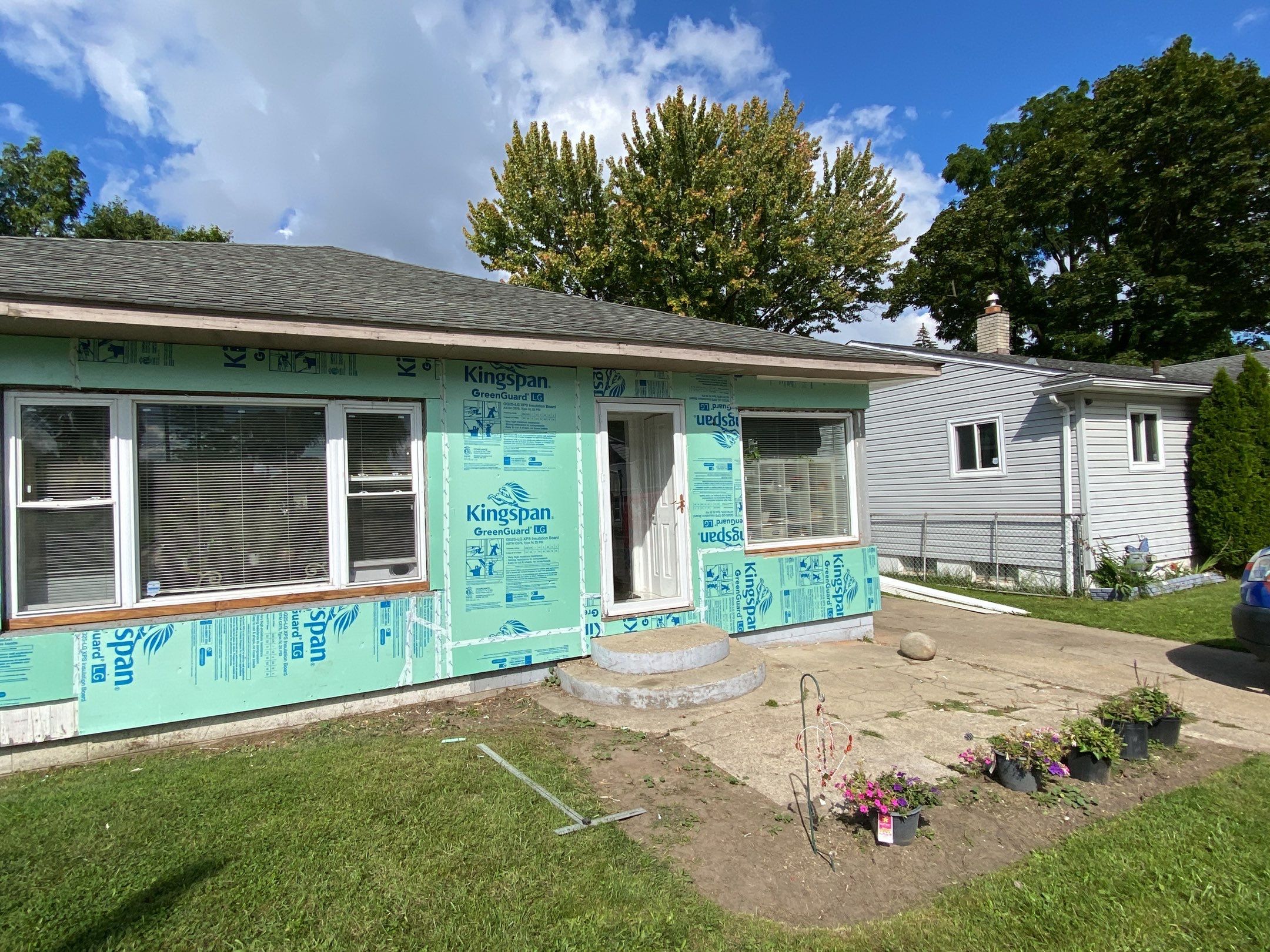 Siding Replacement using CertainTeed Restoration Classis D4 by 180 Contractors