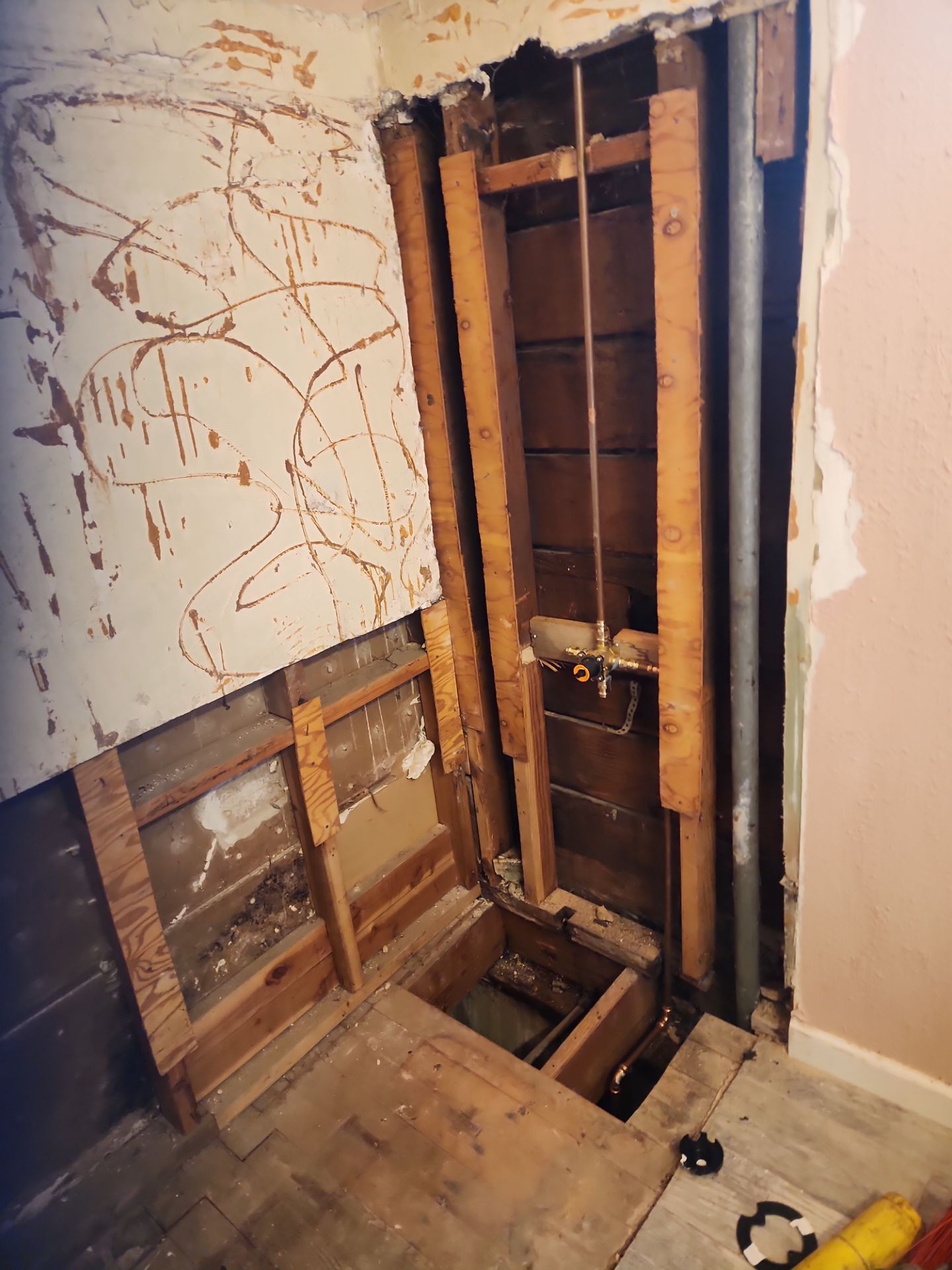 Tub to Shower Upgrade with MAAX Tub and FlexStone Wall System | West Sacramento by McCray's Handyman, Inc.