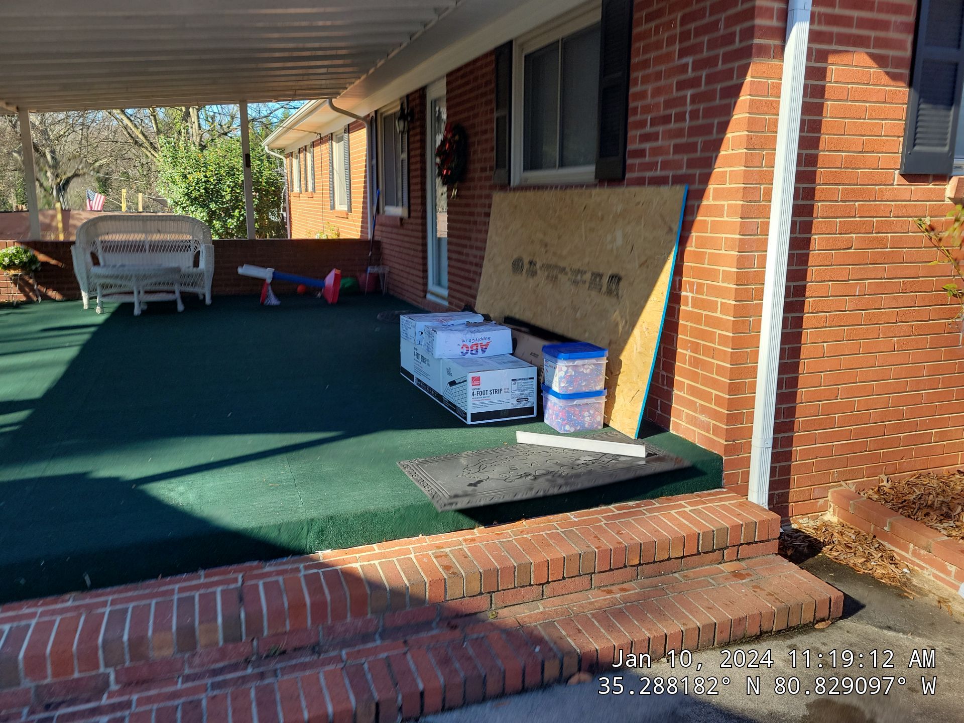Charlotte- Williamsburg Gray by Merritt Roofing LLC