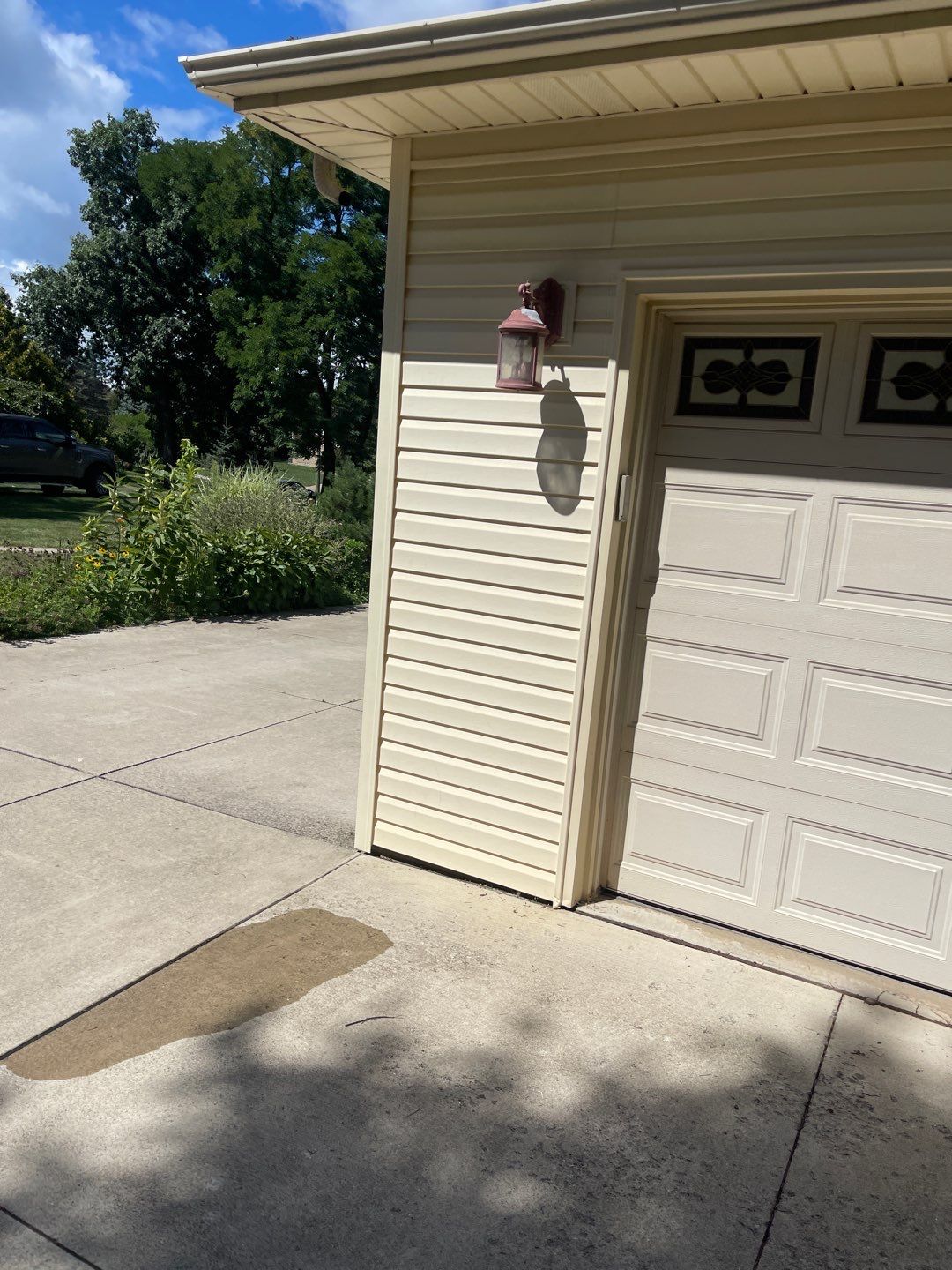 Siding Replacement using CertainTeed Restoration Classic D5 by 180 Contractors