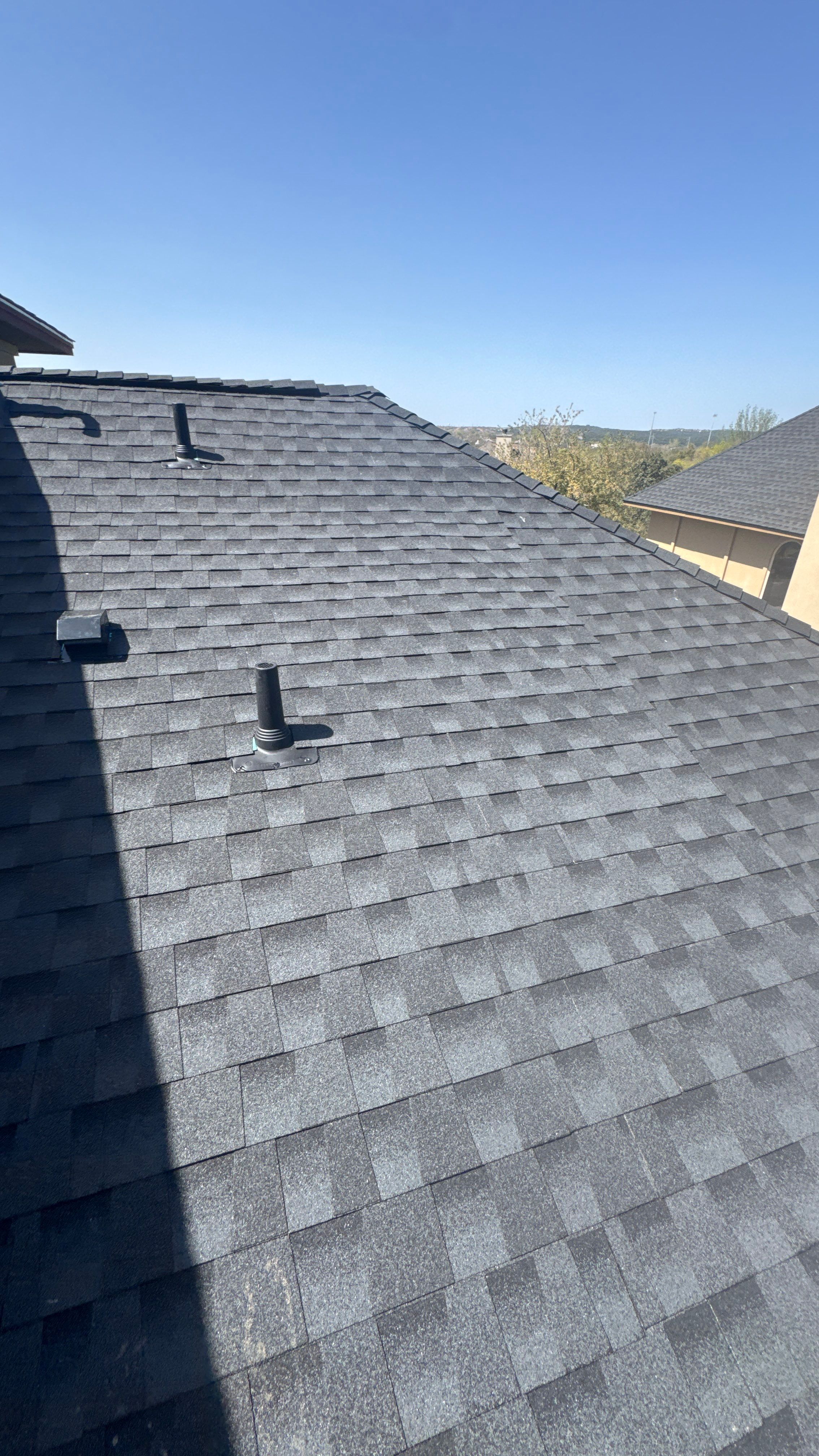 GAF HDZ - Charcoal by Elite Roofing LLC